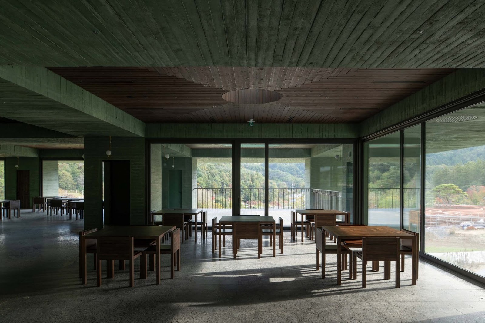 Pezo von Ellrichshausen Suspends a Concrete Monolith in the Korean Wilds