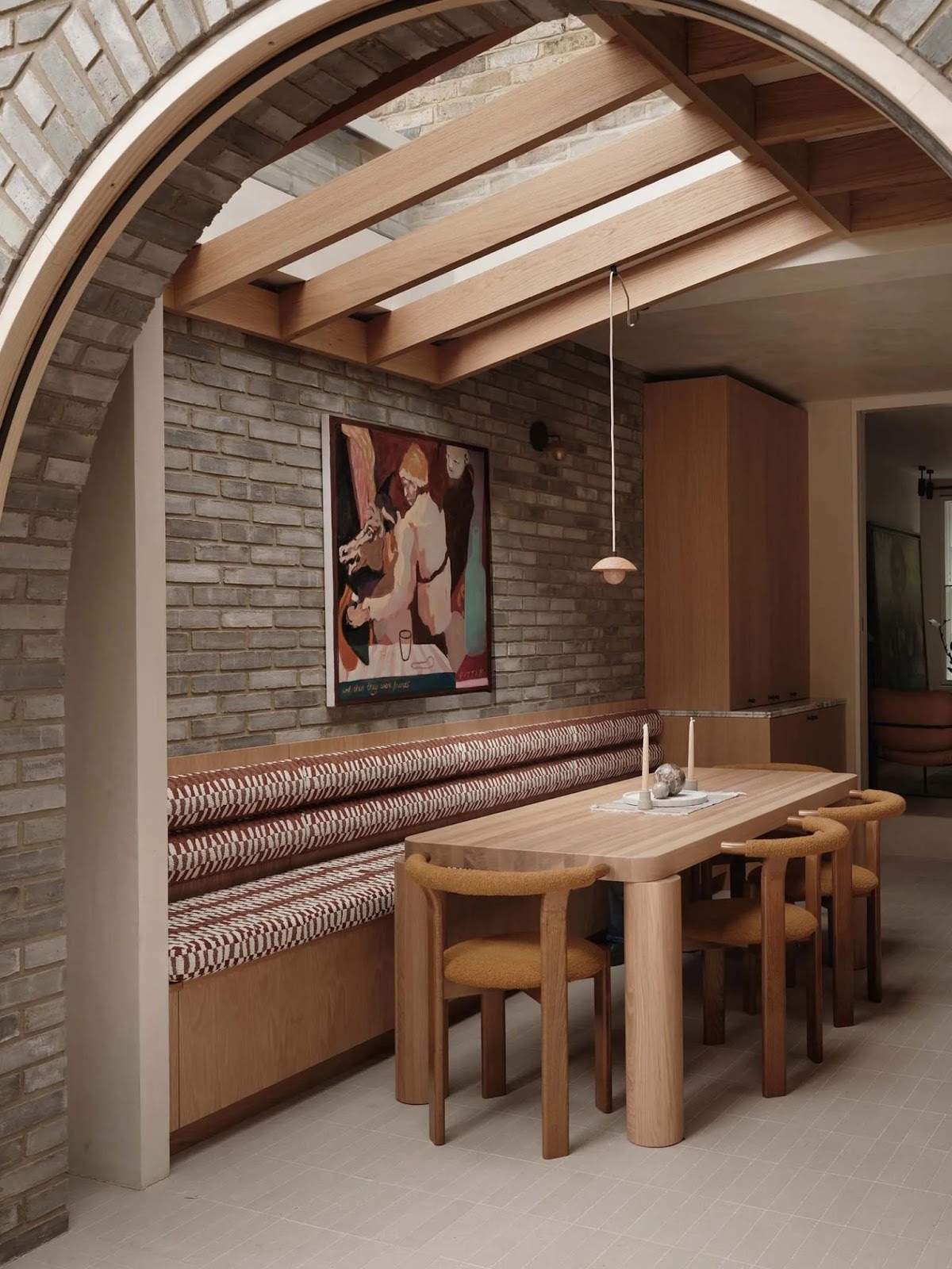Lithic Silence: Architecture for London Carves a Low-Carbon Sanctuary in Islington