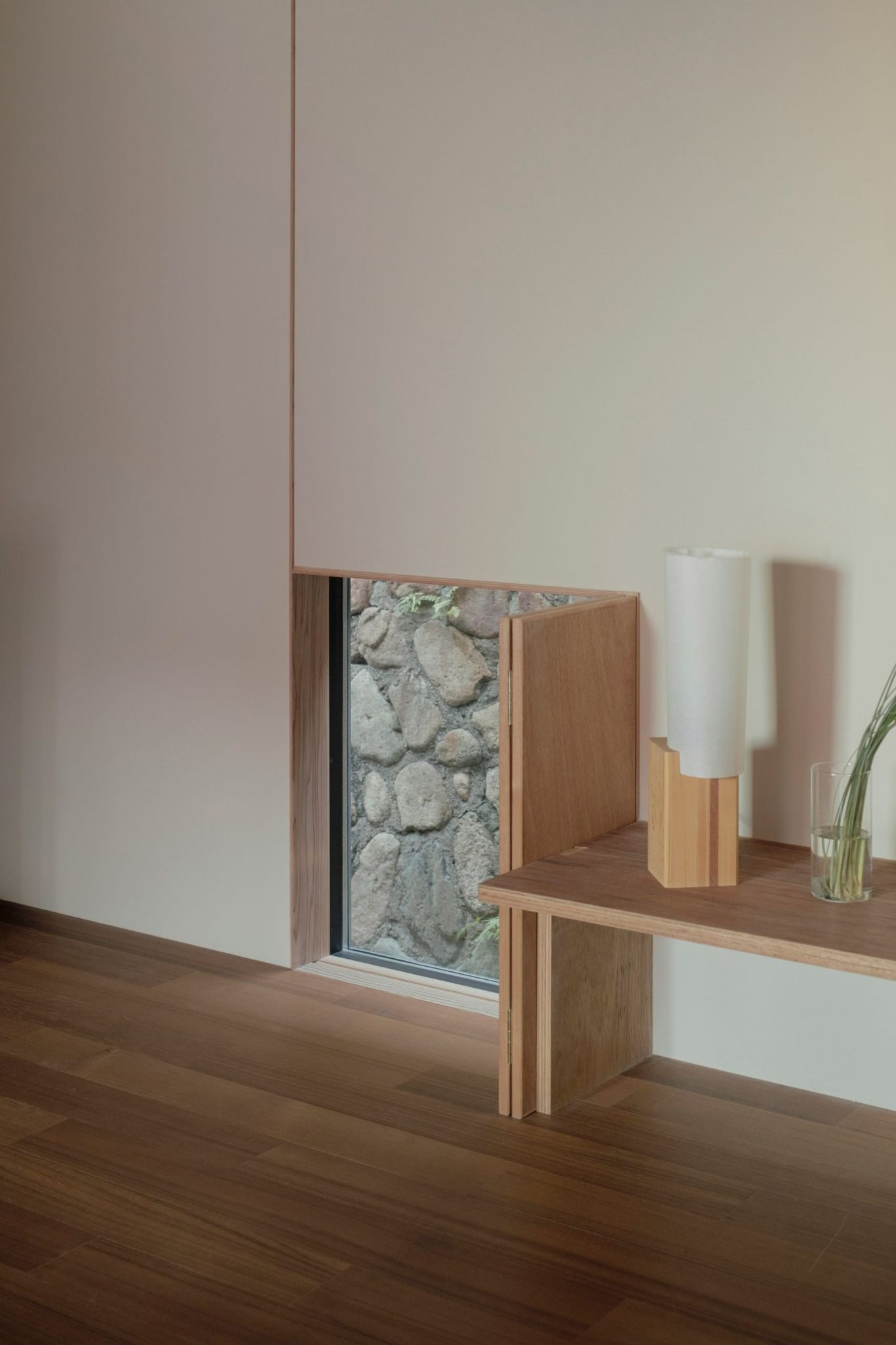 The Modern Ruin: Akio Isshiki Architects Excavates a Timeless Home in Osaka