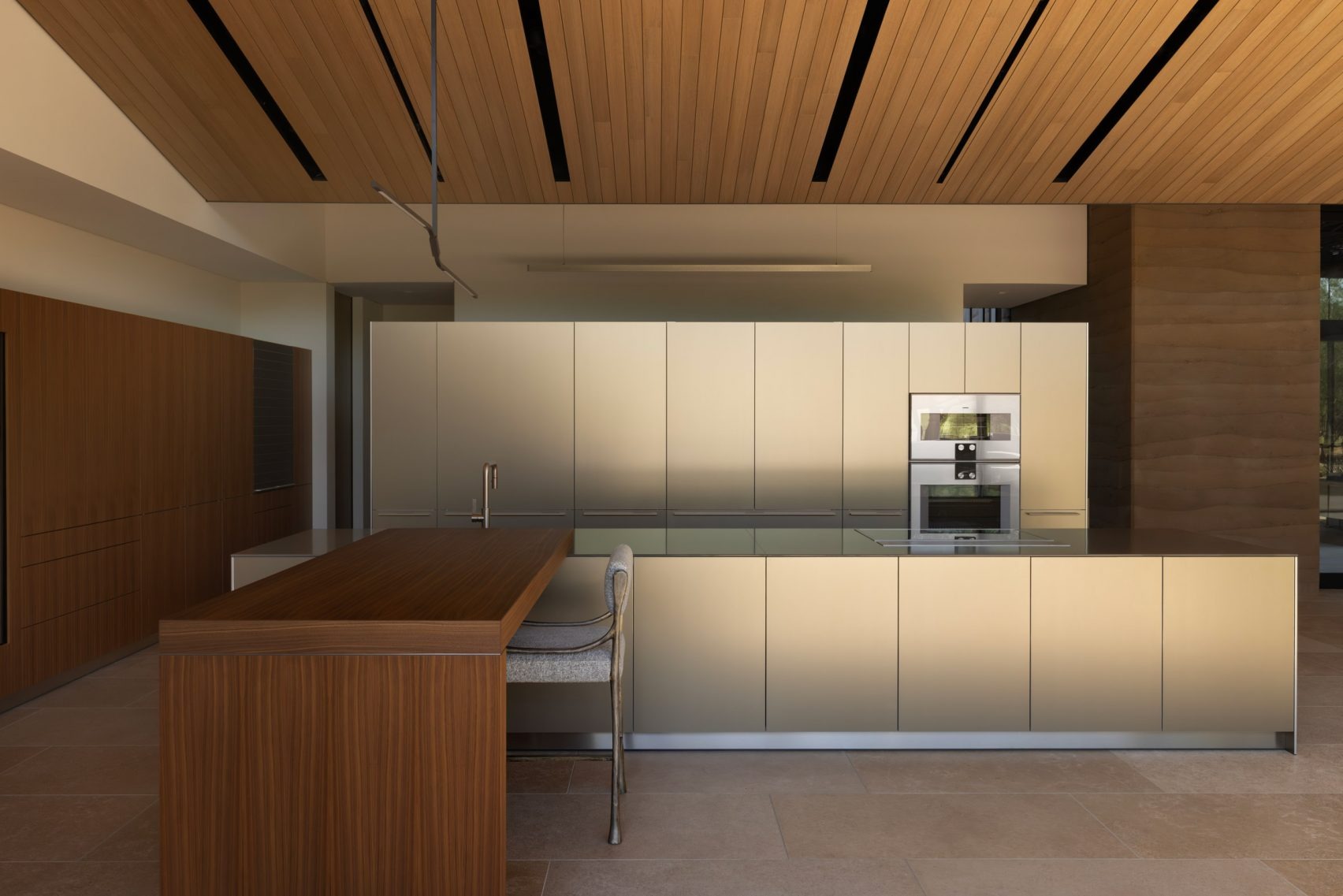 Kendle Design Collaborative Forges a Biomimetic Oasis in the Arizona Heat