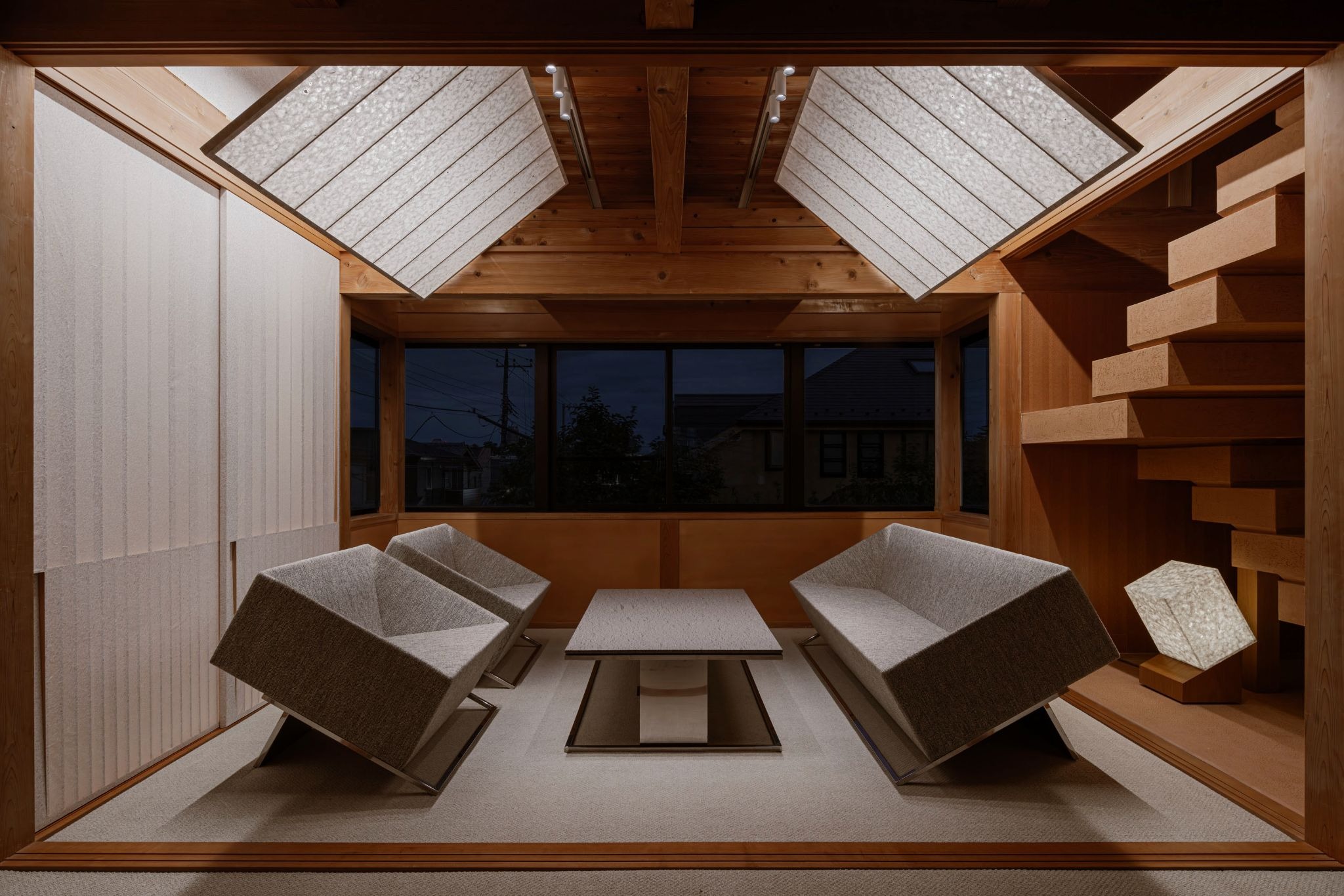 A Tokyo Narrative - The Symbolplus Office Harmonizes Modern Function with Timber History