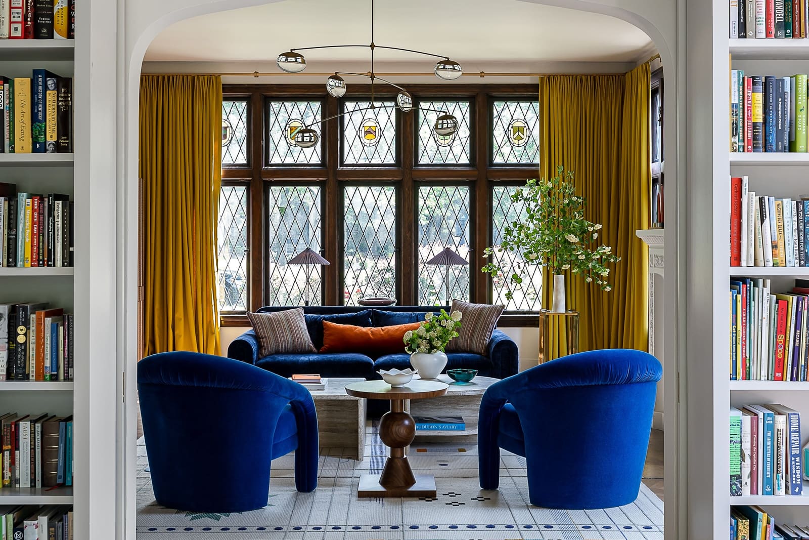 Why Storage Coffee Tables Anchor the Modern Living Room