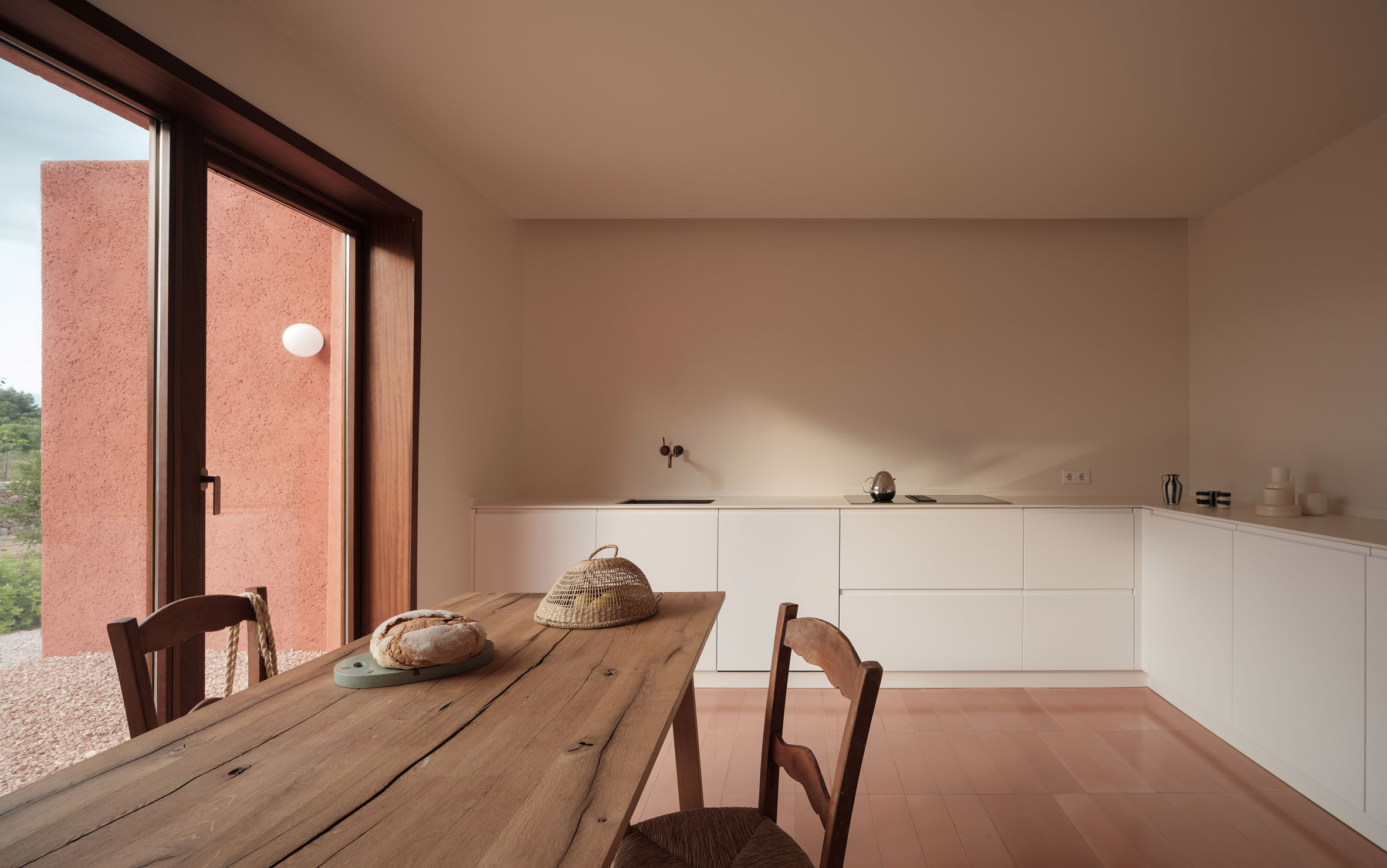 Top Picks - 8 Monochrome Homes That Master Minimal Drama
