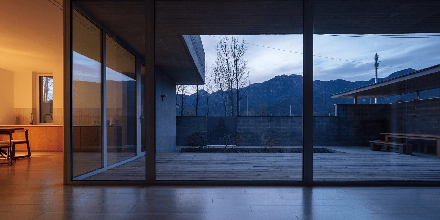 Architecture in Dialogue with Village Life: Riverside House by Xiān Architects