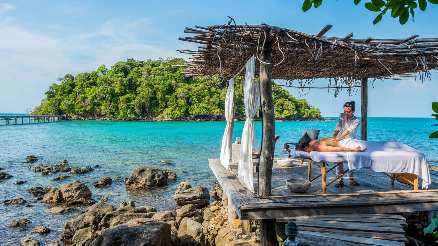 Haute Couture Hospitality: The New "Dress Code" of Luxury Hospitality