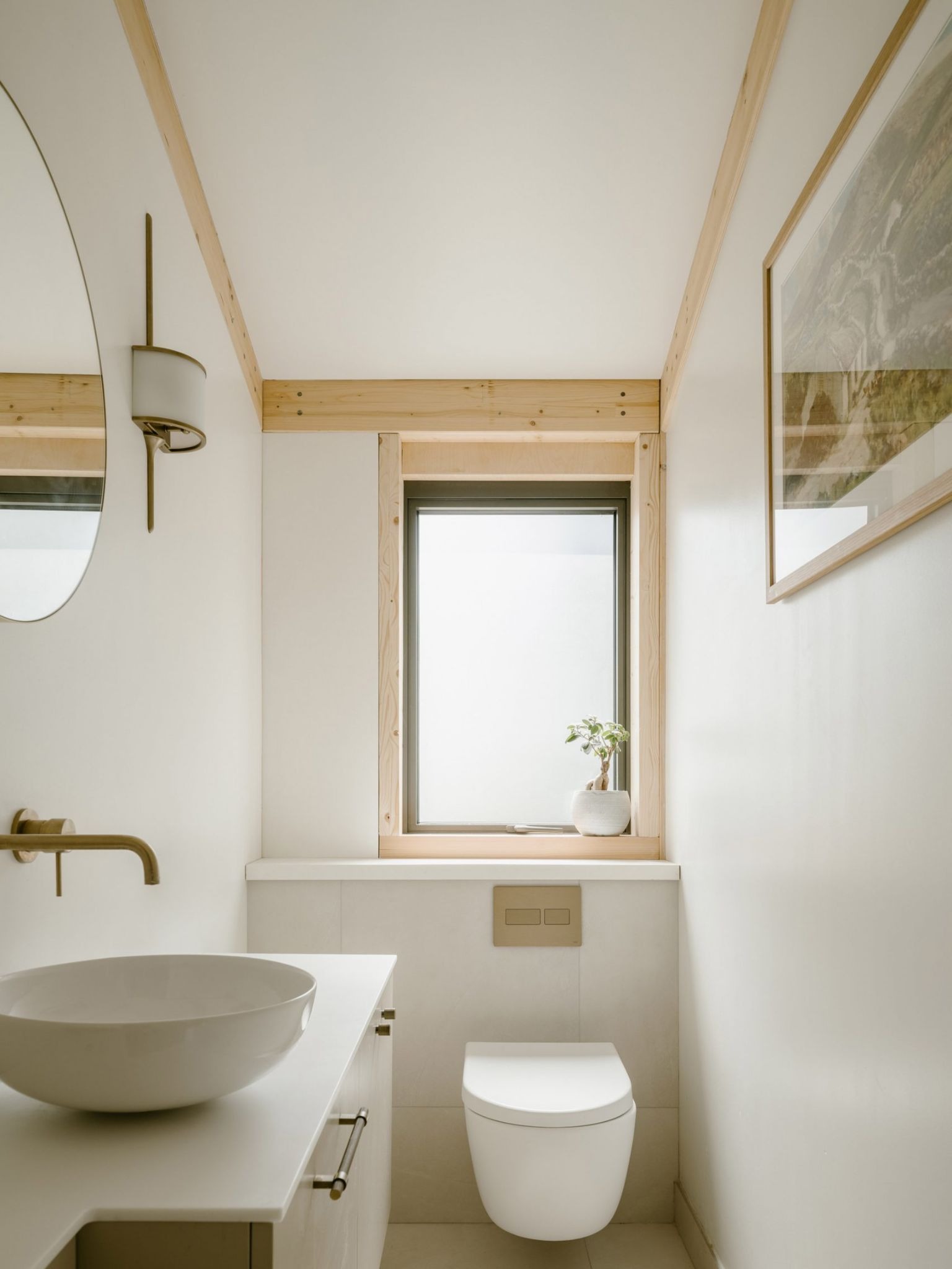 Amphibious Luxury: TiggColl Anchors a New Domestic Typology with the Float House
