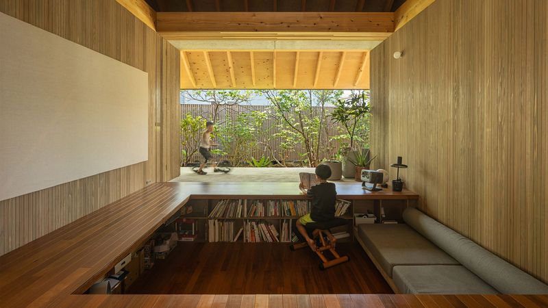 Top Picks - 10 Contemporary House Interiors Where Timber Takes The Lead