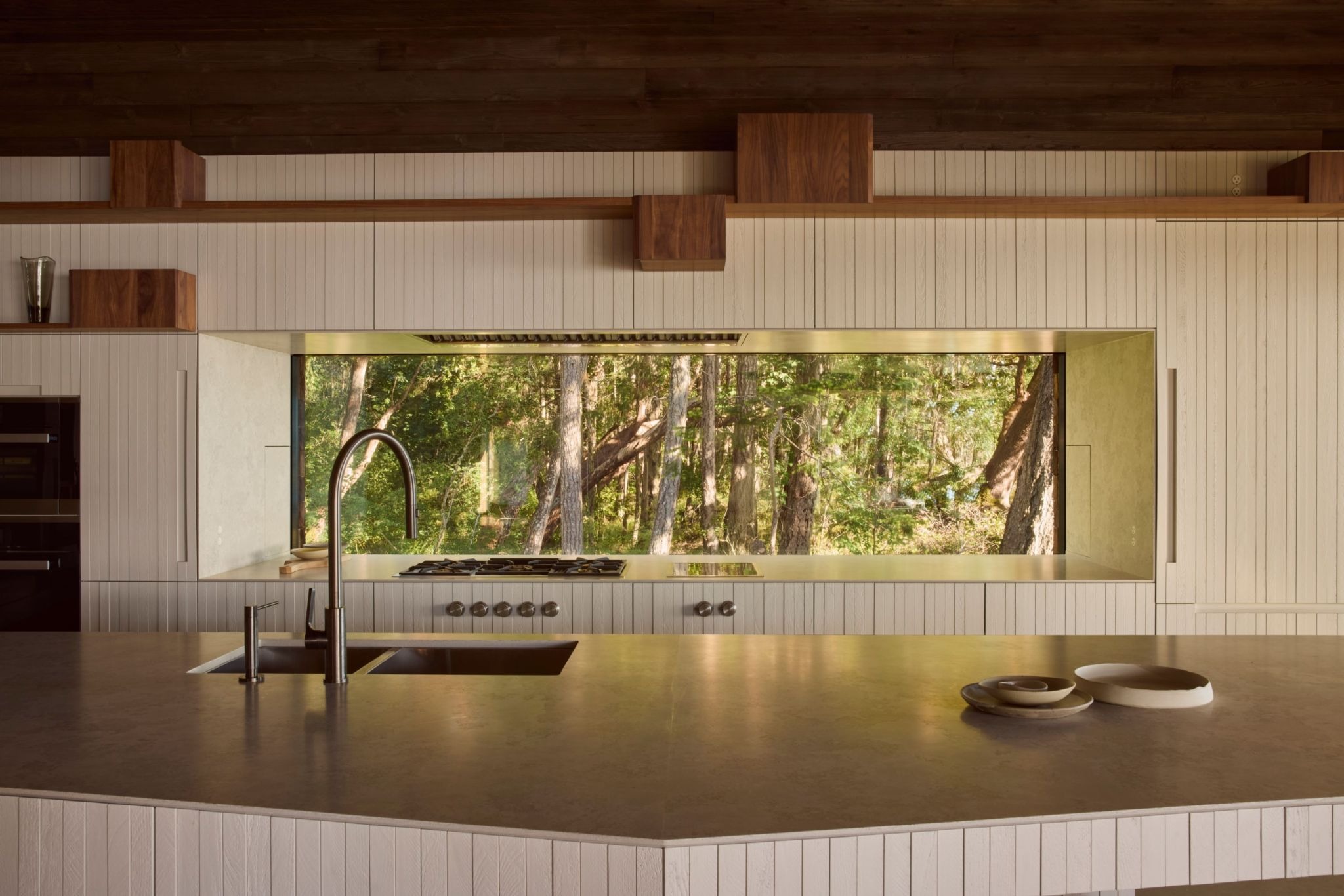 Omer Arbel’s 91.0: A Meditation on Material and Transformation