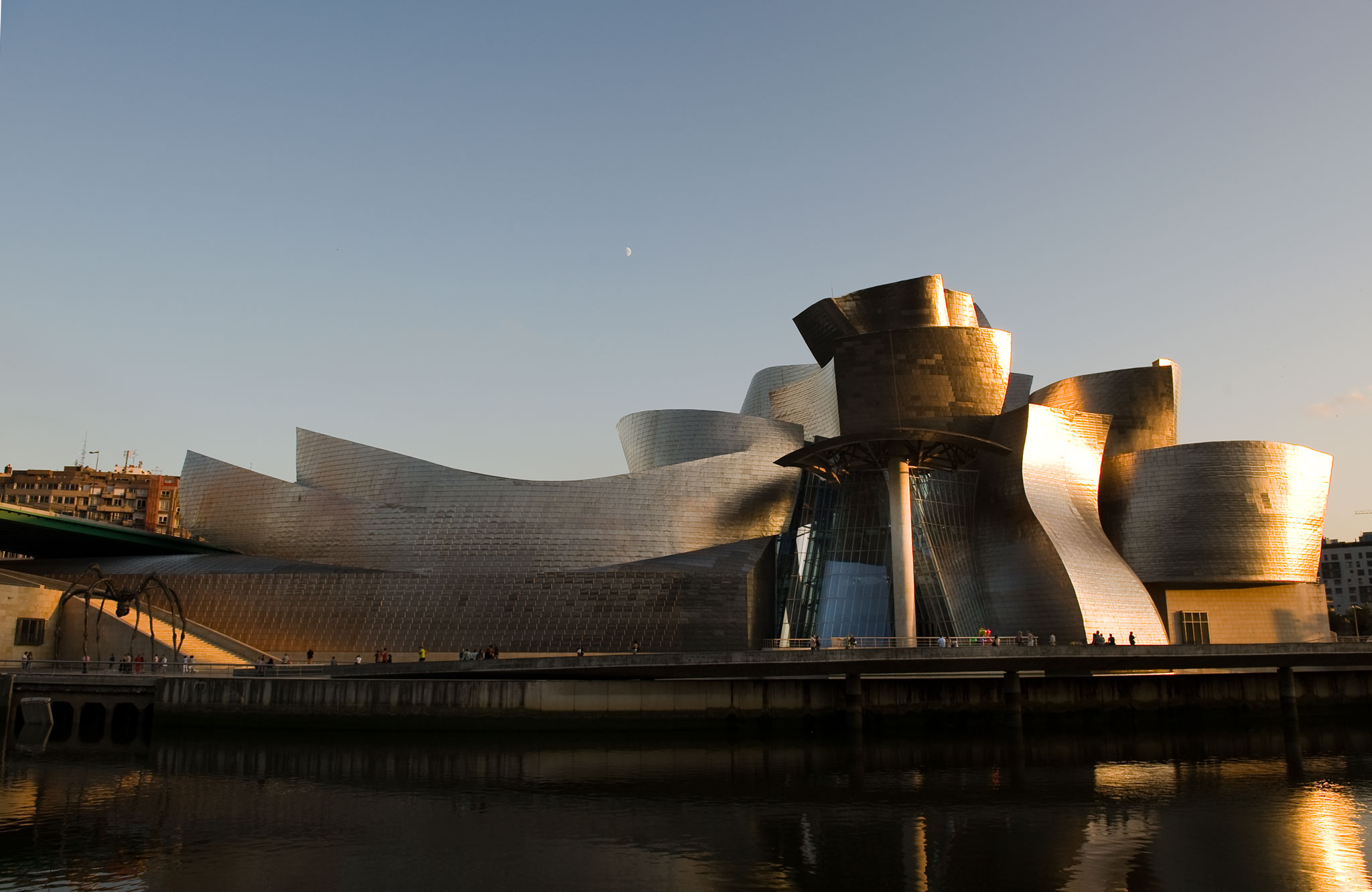 Guggenheim Bilbao: When One Building Changes A City’s Global Image