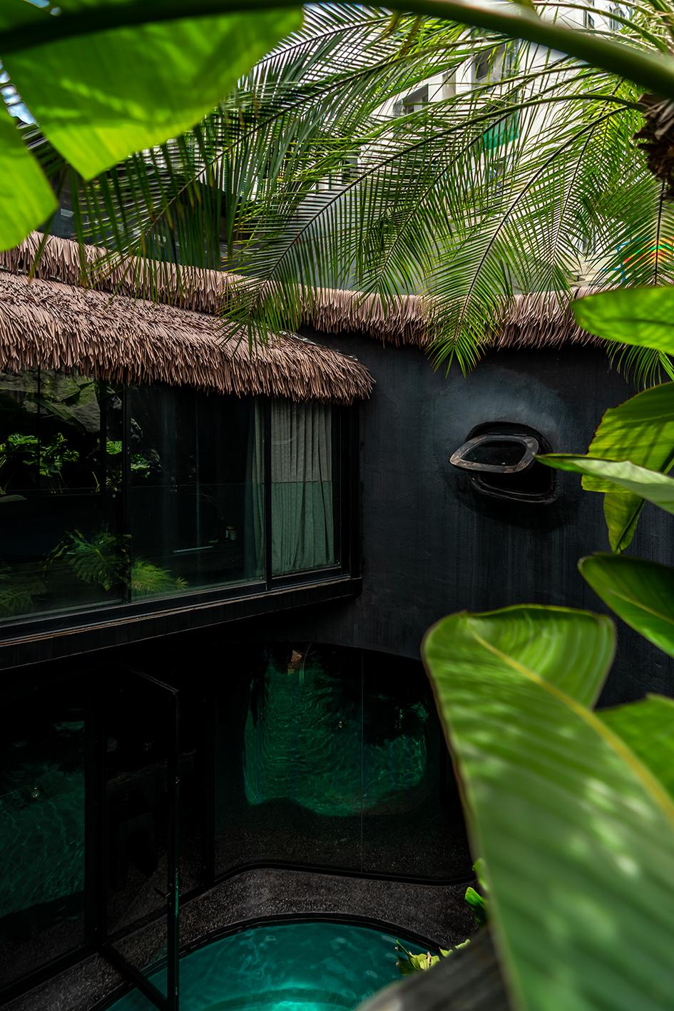 Bánh Mật House: A Courtyard-centered Sanctuary Bringing Nature Back To City Life