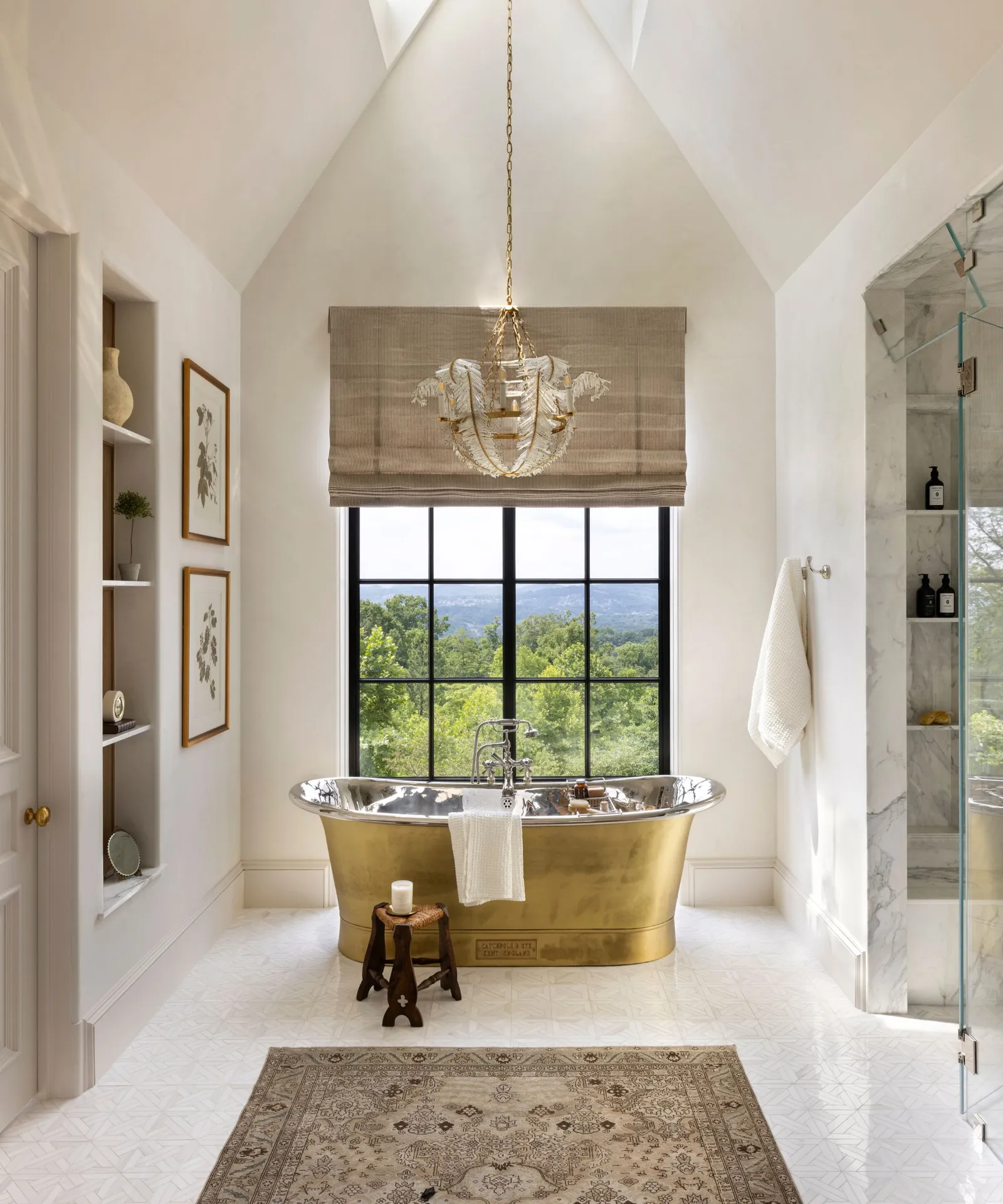 Top Picks - 6 Bathrooms Designed As Architectural Retreats