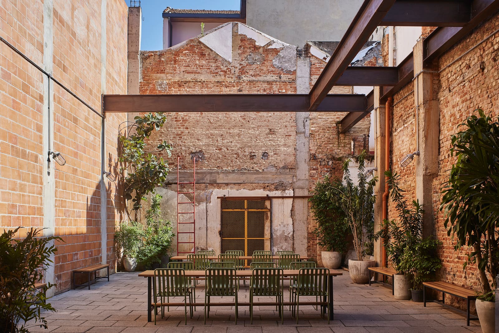 From Pharmacy to Plate: Rio's First Granado Factory Becomes a Public Market