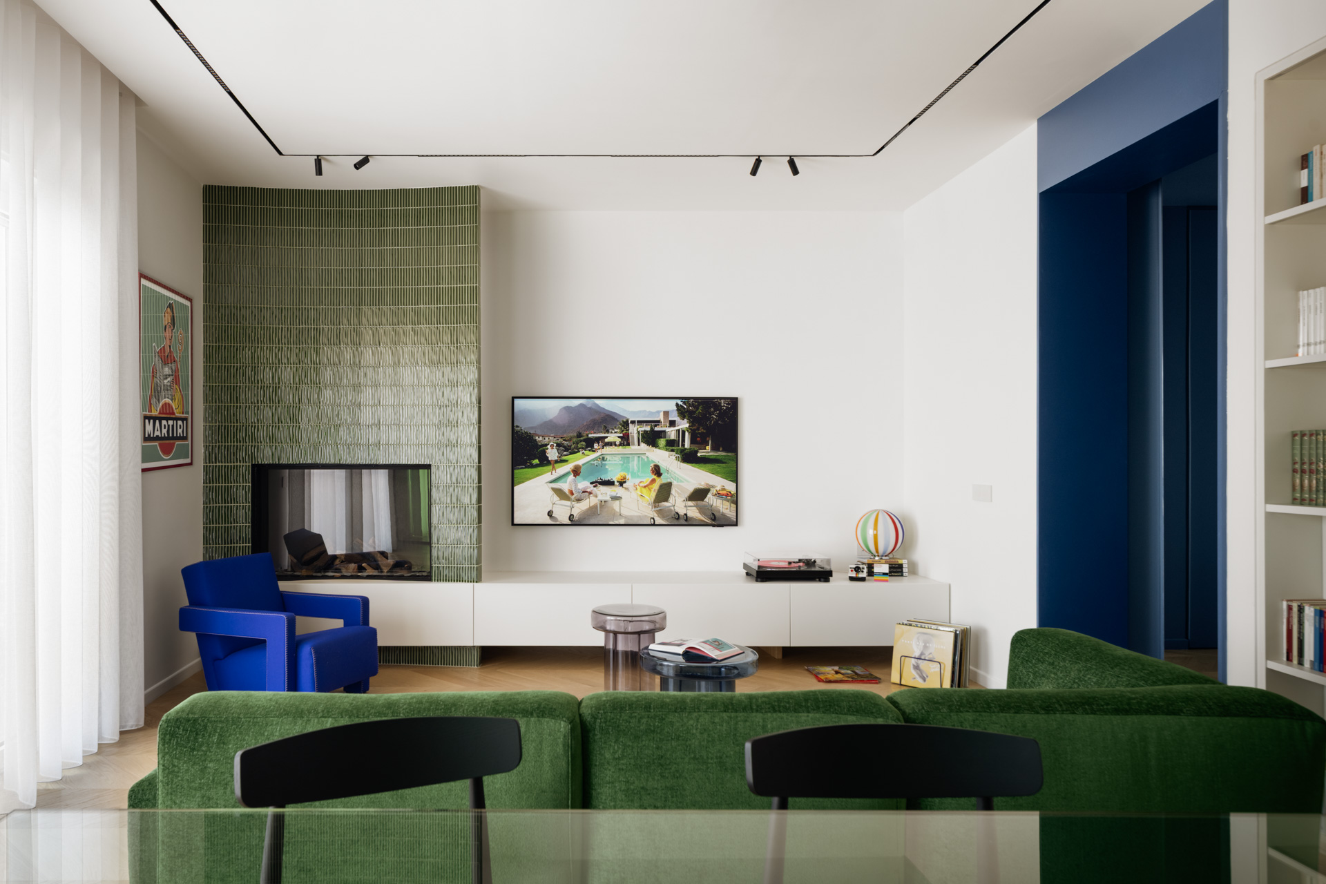Chromatic Light: Casa Kaleido Reimagines A Naples Apartment Through Color And Daylight
