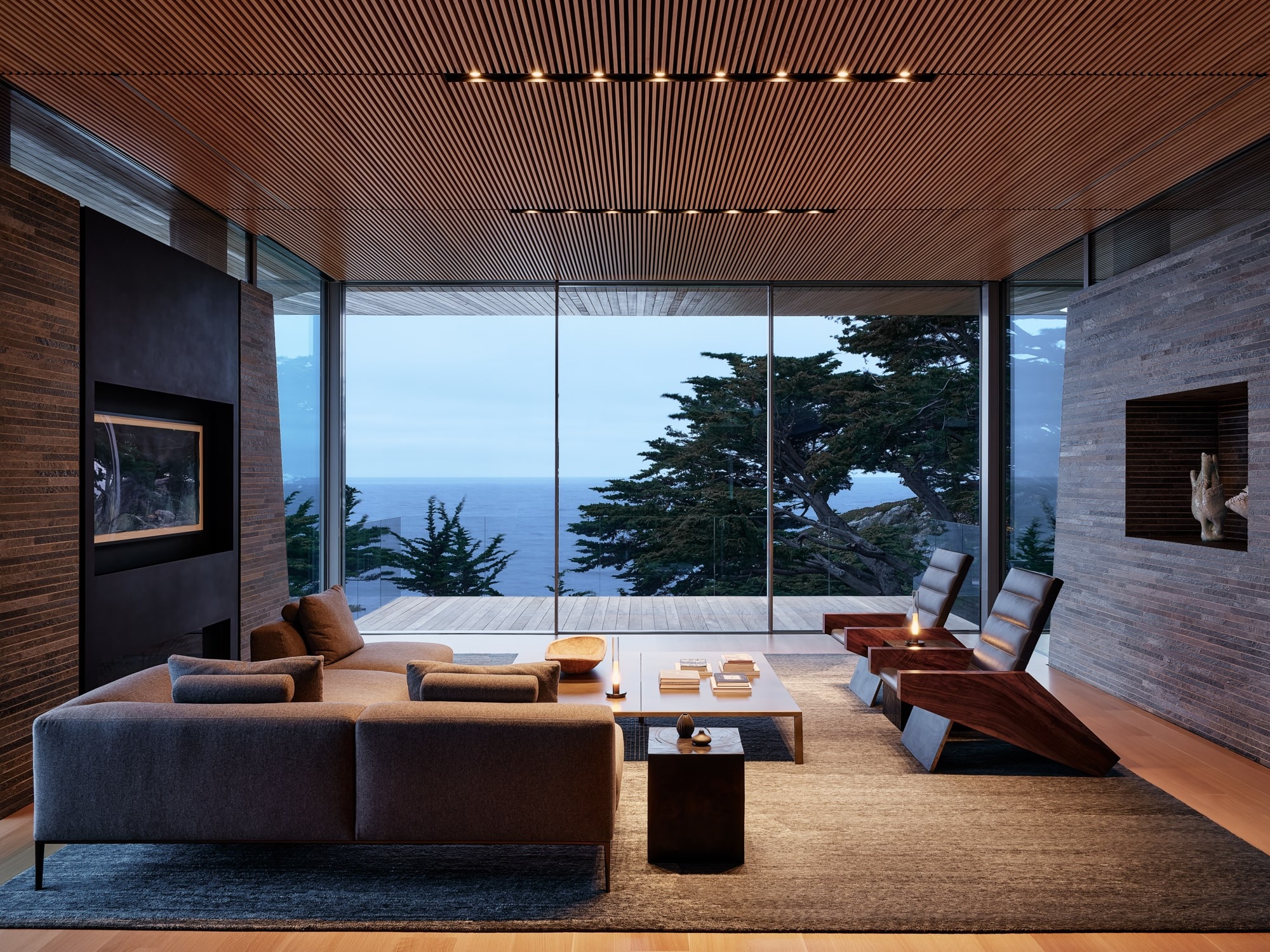 The Silent Sentinel: Field Architecture Weaves a Home Through the Big Sur Redwoods