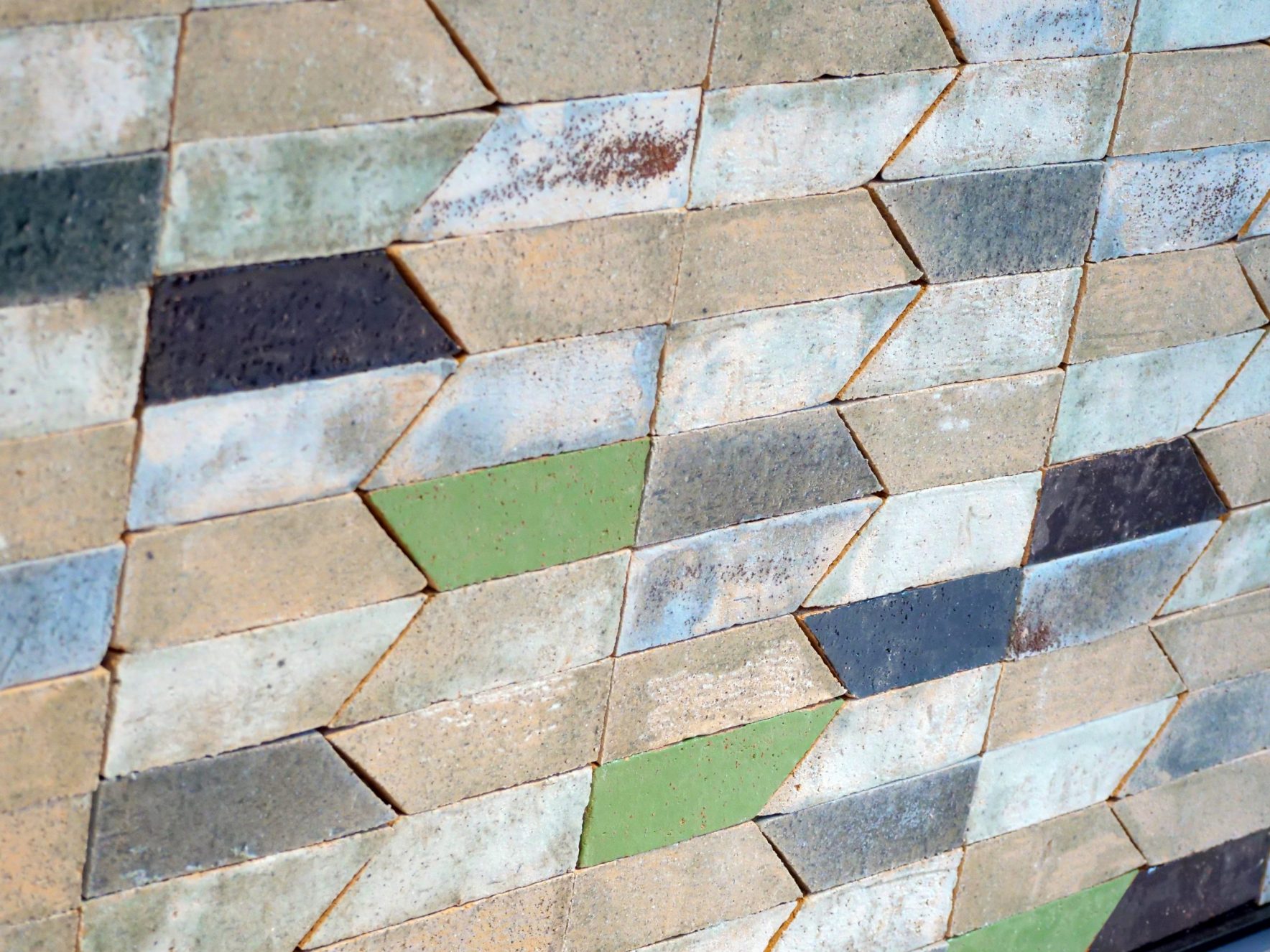 Upcycled Luxury: Turning Construction Waste Into Five-star Finishes