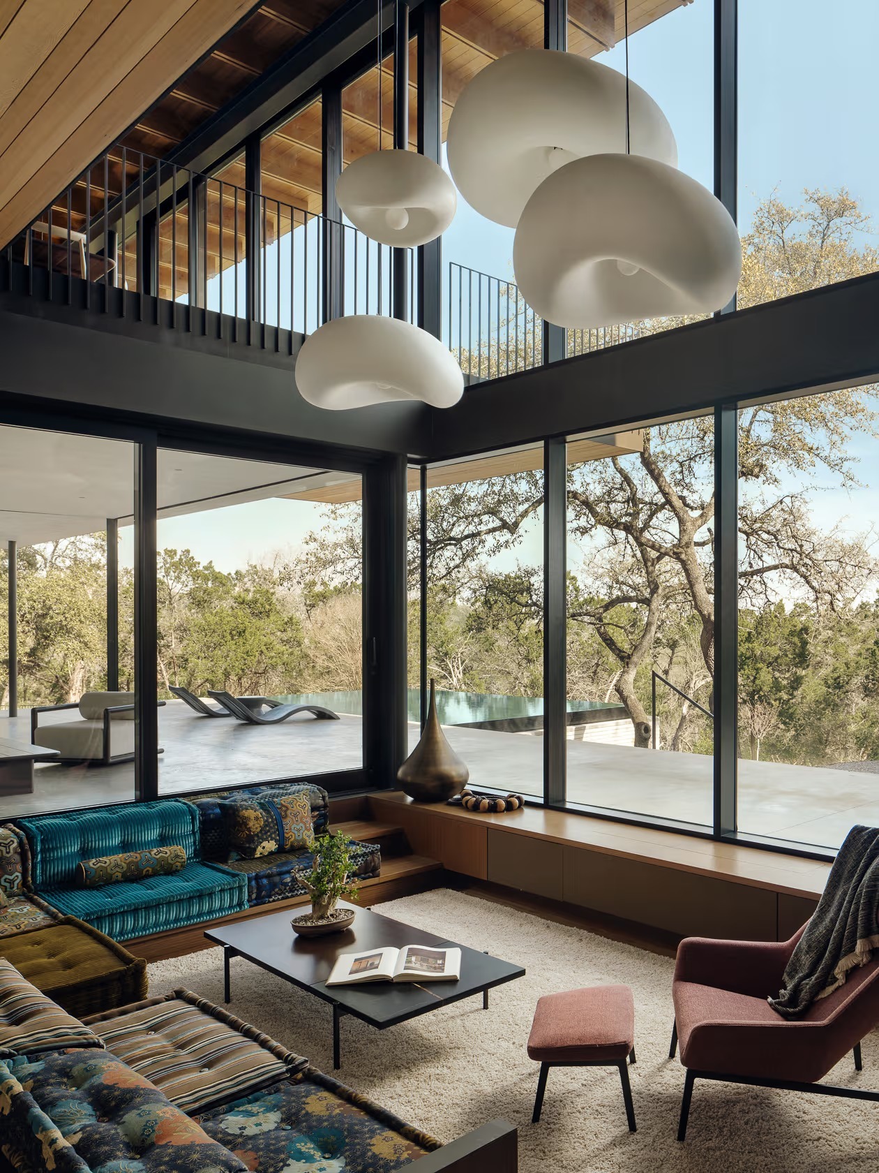 Where the Hills Shape the Home: Terrace Mountain Residence in Westlake Hills
