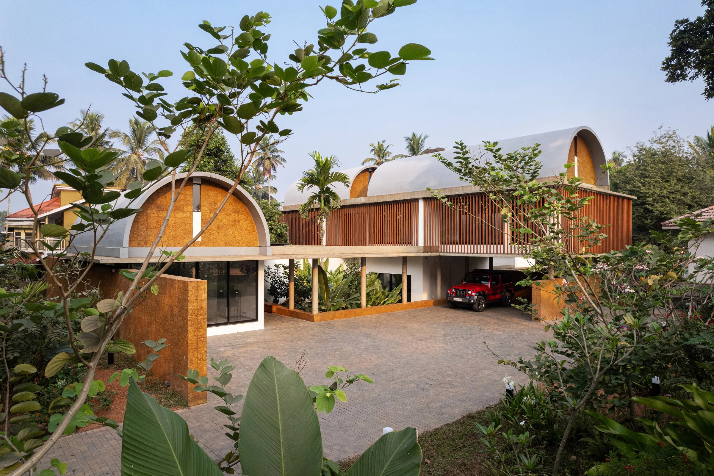 Top Picks - 7 Terracotta Houses Celebrating Texture, Light, And Earth