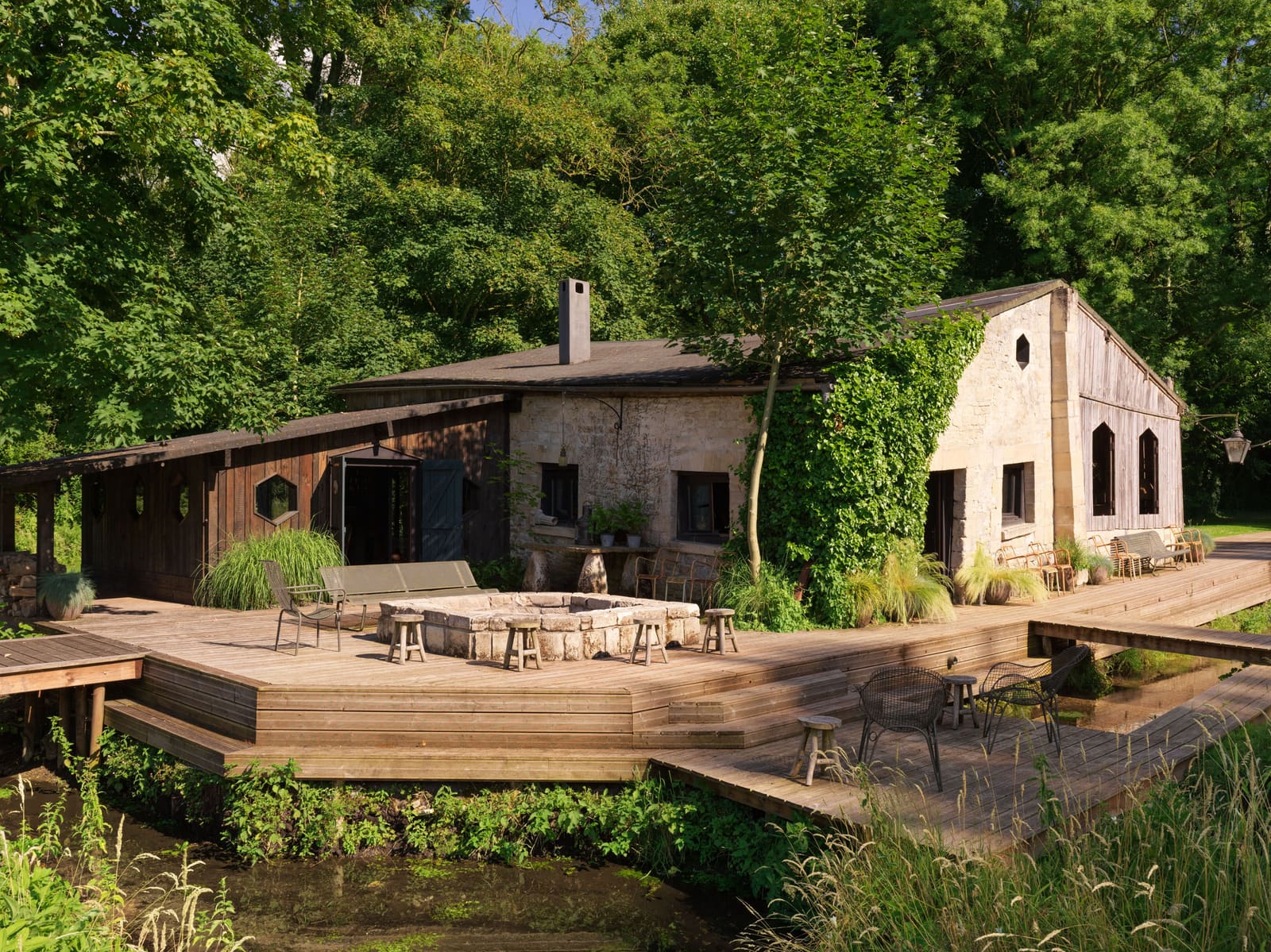 When a 19th-Century Farm Becomes Both Sanctuary and Spirit