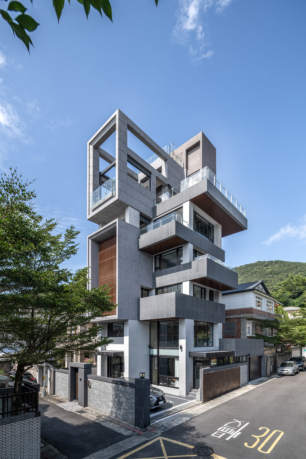 Top Picks - 9 Houses Where Windows Shape The Architecture