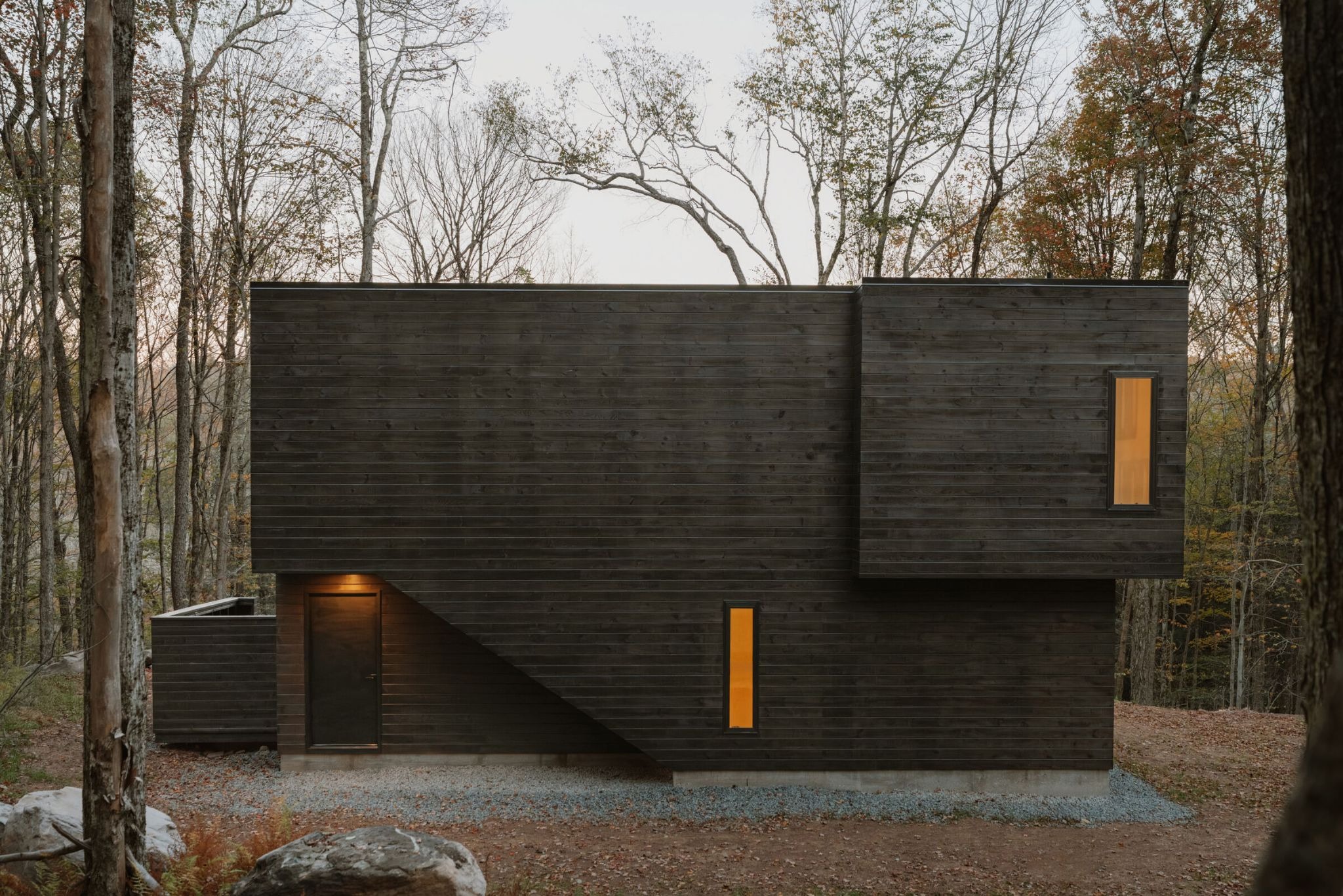 Marc Thorpe Defines the Boundary Between Man and Nature at Forest Edge House