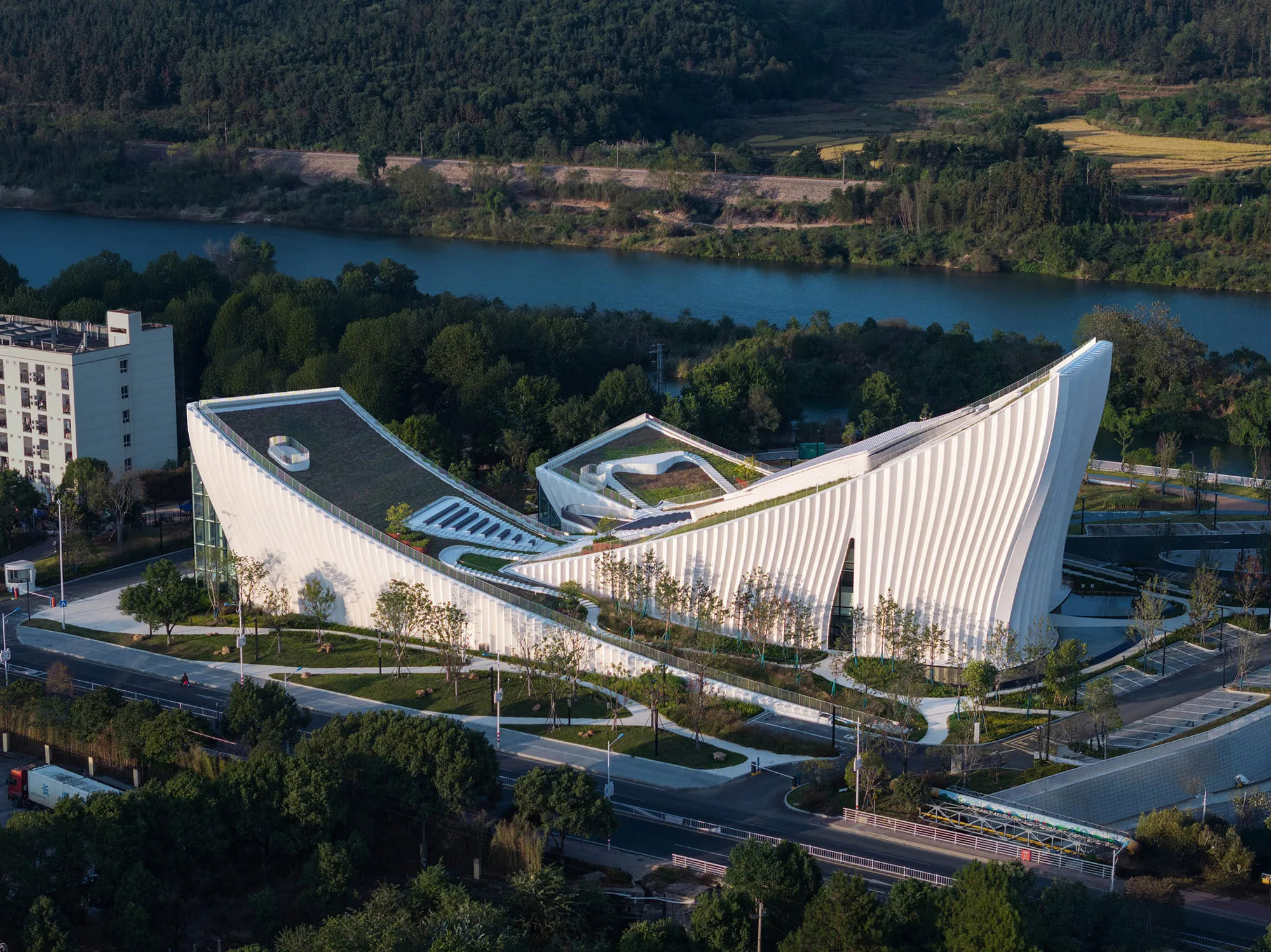 Sunner Museum by Atelier Alter Architects Blends Architecture into the Terrain of the Wuyi Mountains