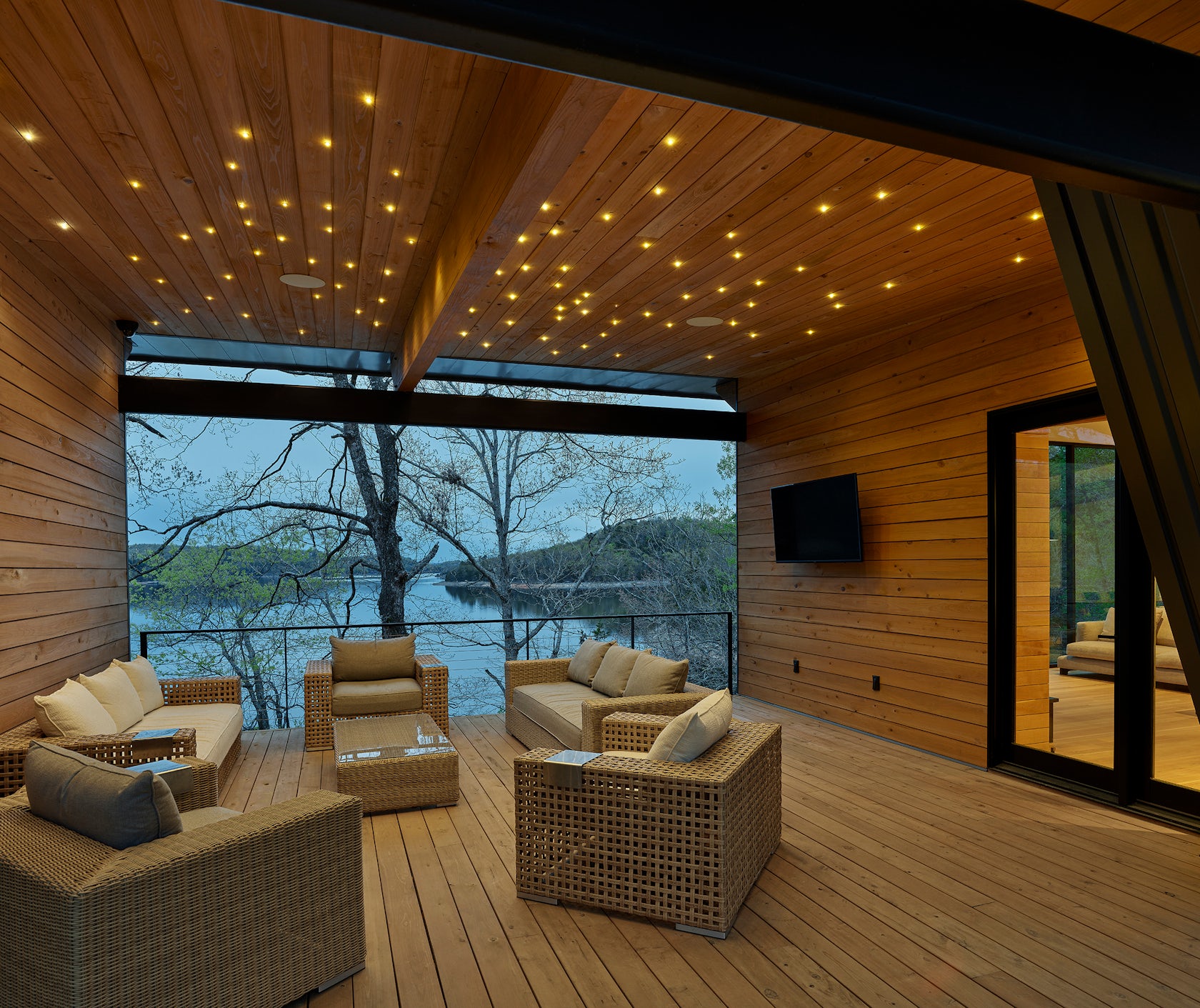 Modus Studio’s Grist Mill Cabin Blends Deconstructed Lakehouse Design With The Natural Hillside Of Beaver Lake