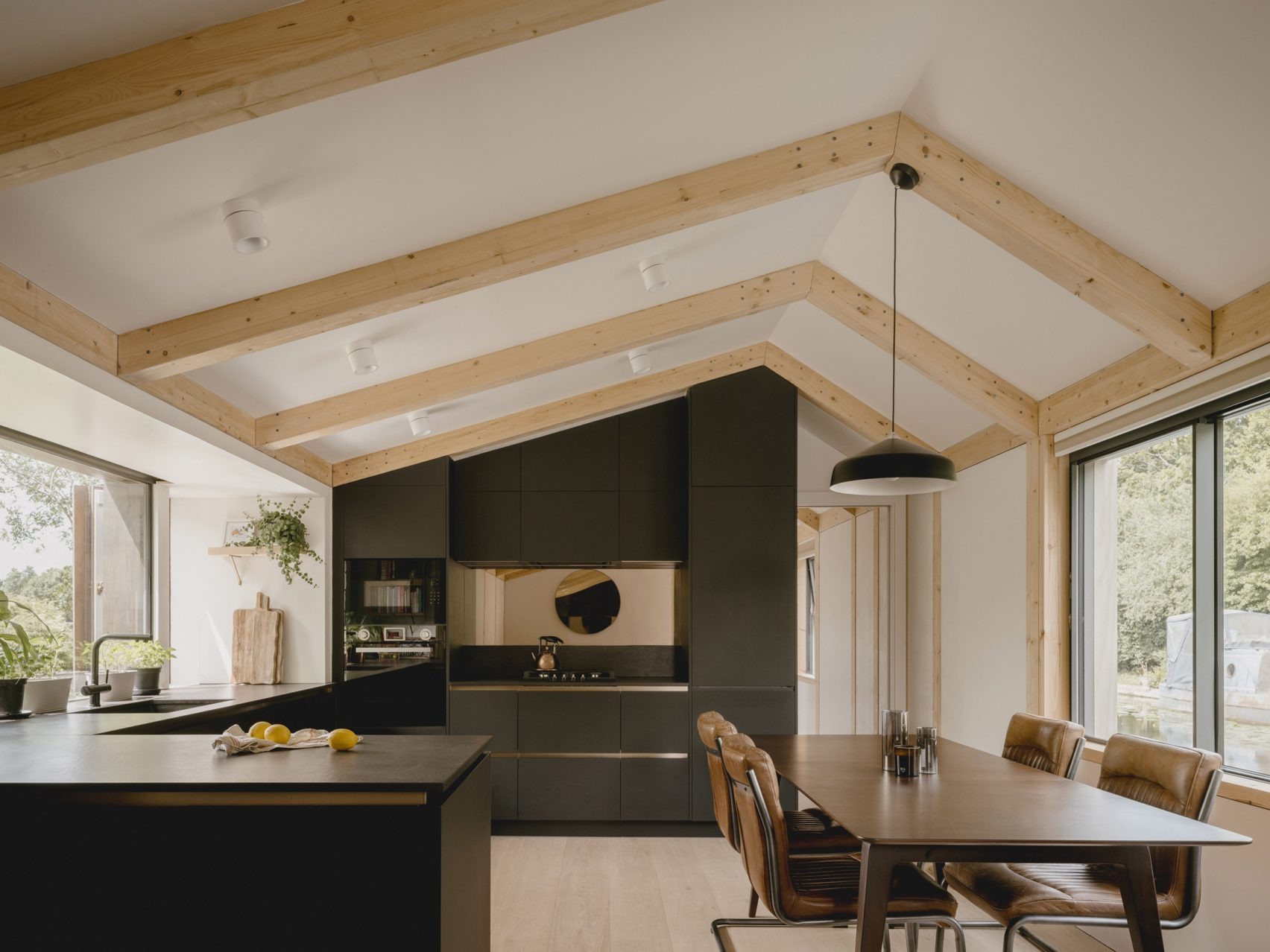 Amphibious Luxury: TiggColl Anchors a New Domestic Typology with the Float House
