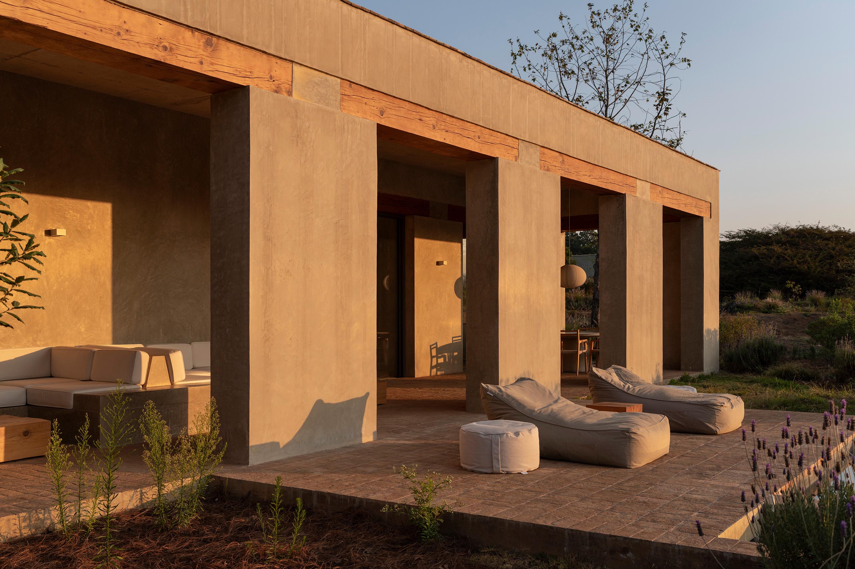 The Weight of Silence: PPAA Sculpts a Concrete Sanctuary in Toronjos