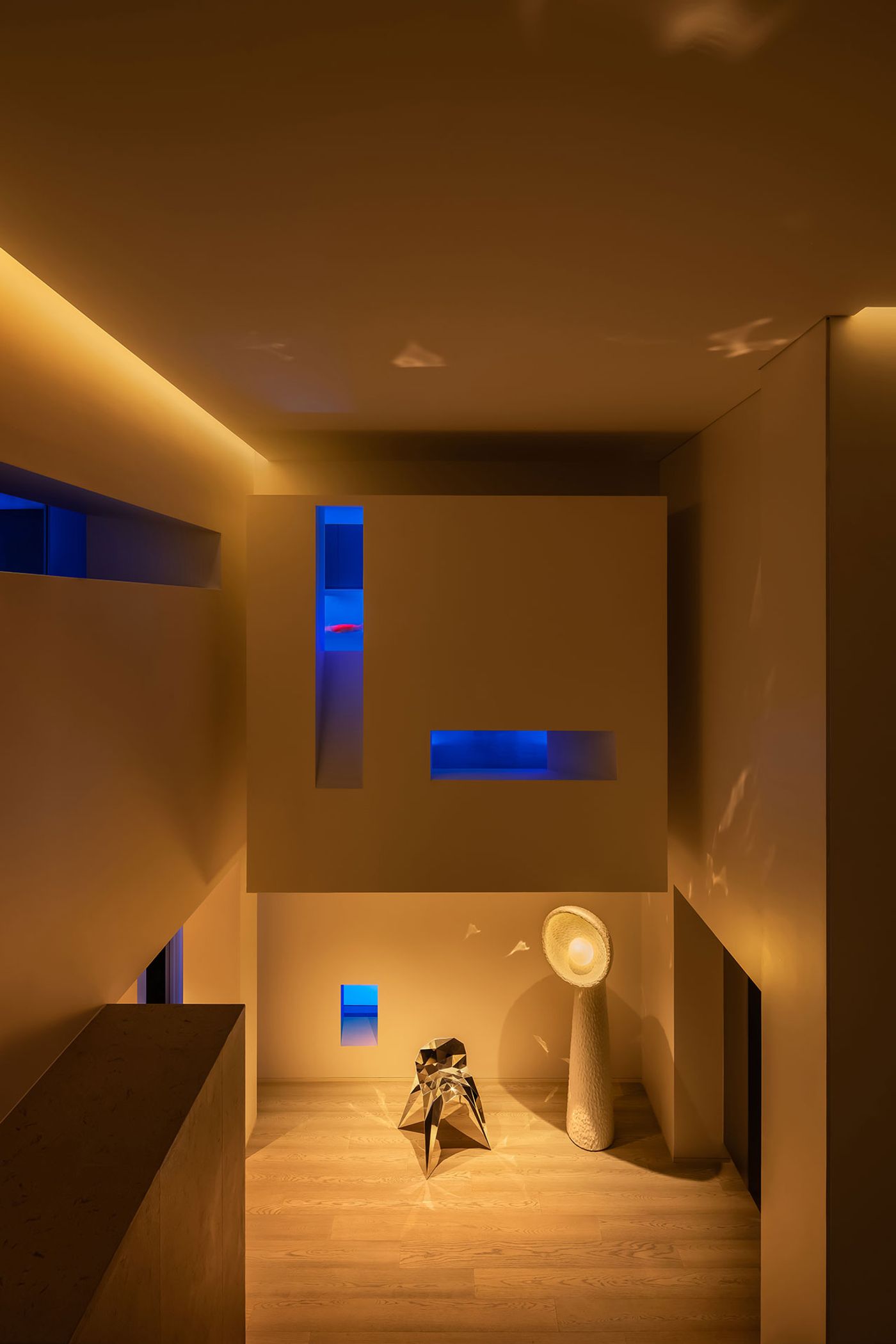 Sanctuary Of Illumination: How Light Shapes A Beijing Minimalist Retreat
