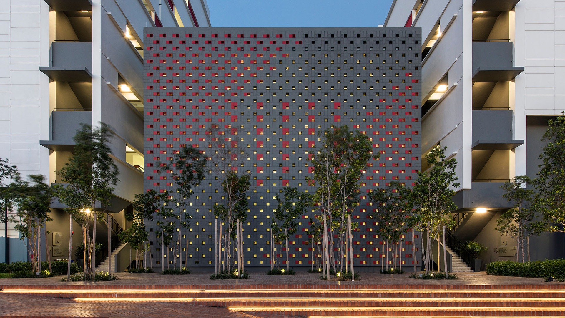 Cultivating Knowledge in the Tropics: HELP University by GDP Architects Sets a New Standard in Malaysia