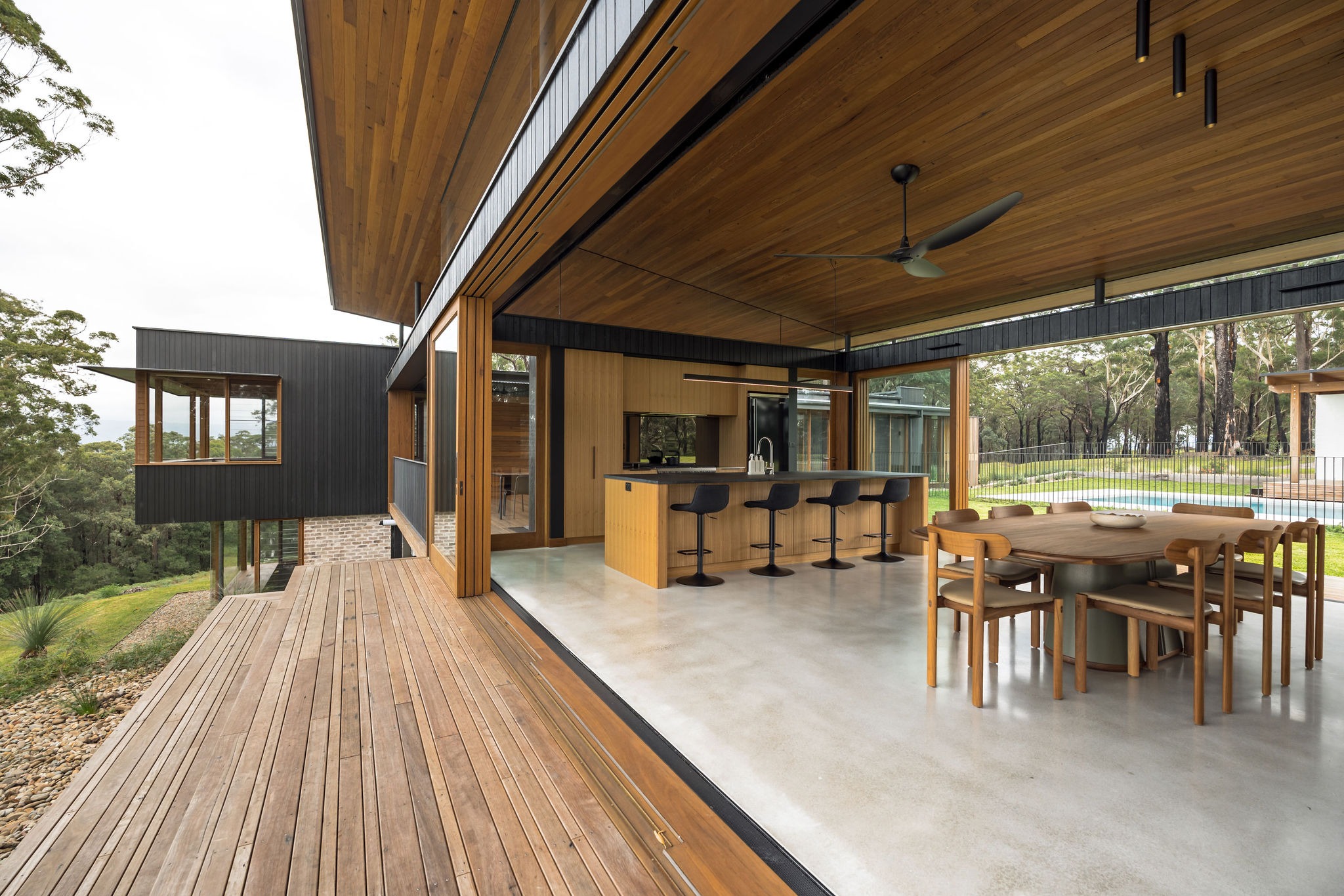 Down South by TF Architects & New View Building Solutions: A Resilient Home Forged in Fire, Forest and Coastal Light