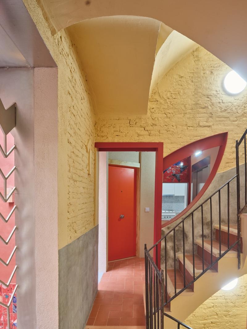 Fired in the Kiln of Memory: MIAS Architects Weaves Community Identity into Barcelona Social Housing with Bespoke Ceramics