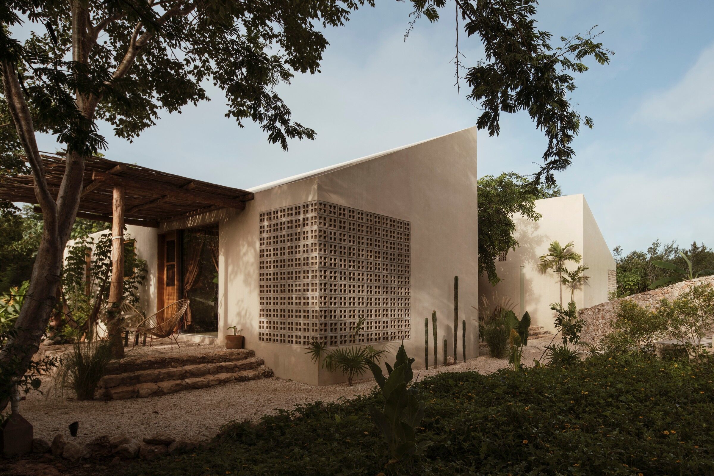 Top Picks - 8 Homes Designed To Breathe With Nature