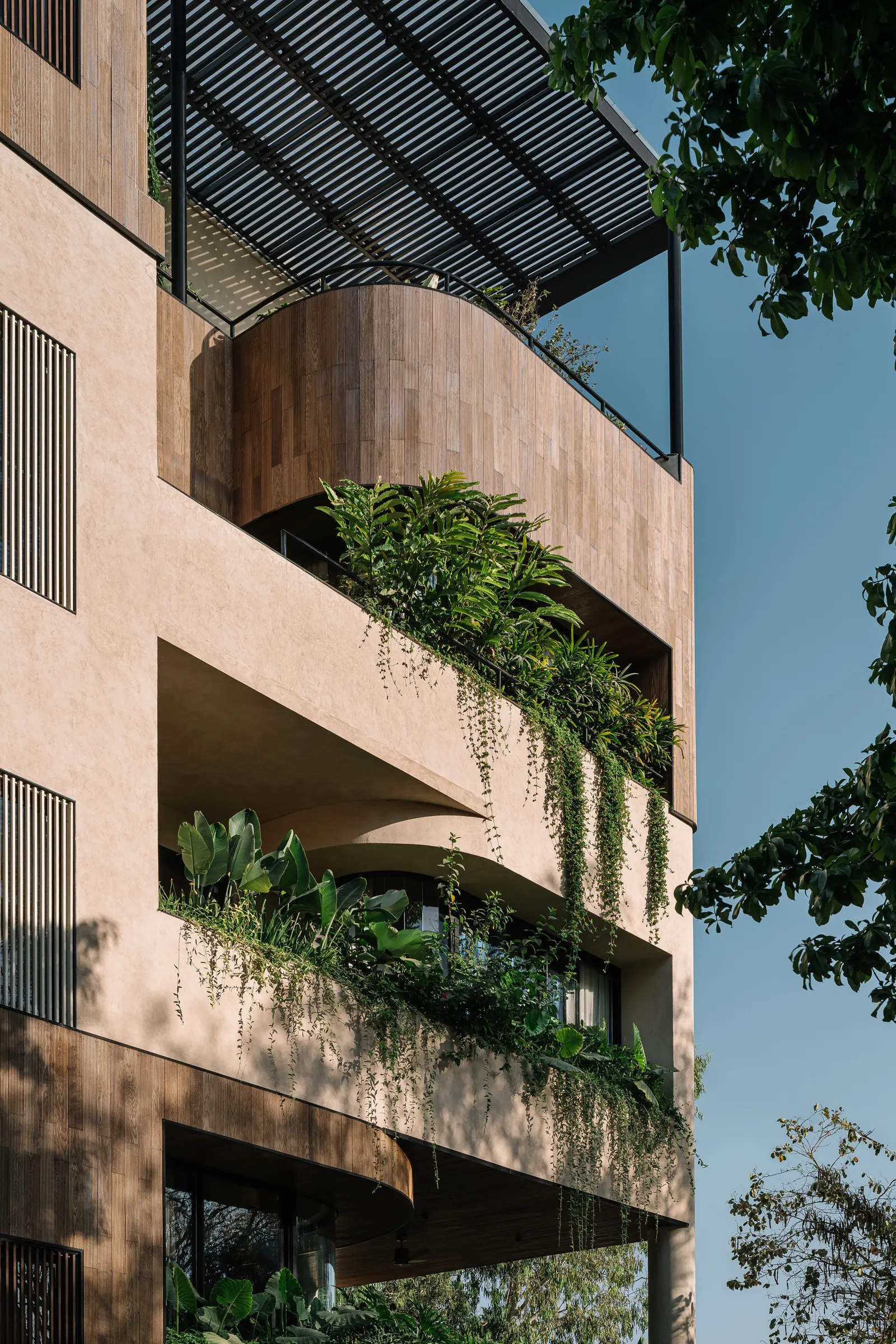 Top Picks - 7 Earth-tone Palettes Redefining Modern Living