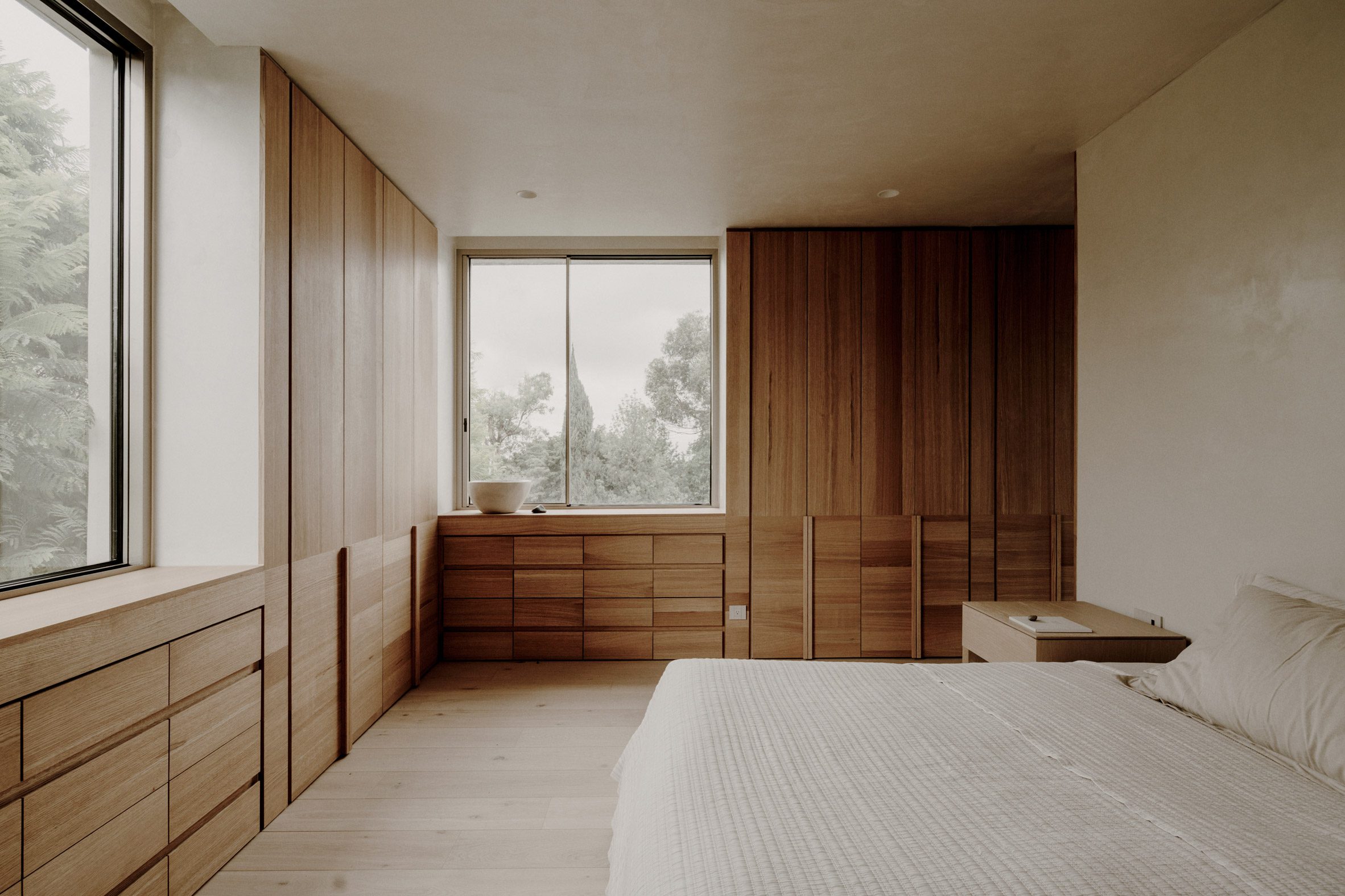 Suspended Gravity: A Concrete House That Refuses To Touch The Ground