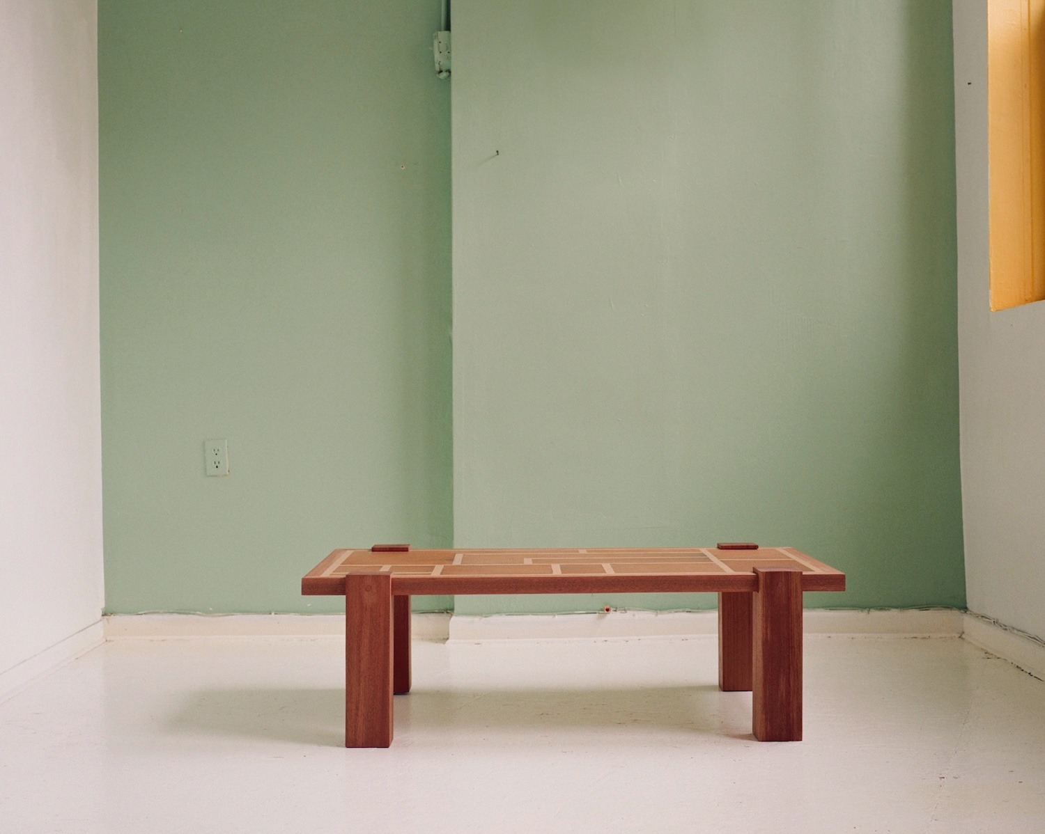 Skyscraper Coffee Table and the Quiet Translation of Manhattan into Furniture