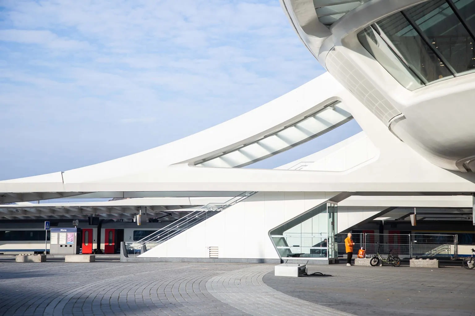 The Skeletal Gateway: Calatrava’s Mons Railway Station Redefines the Belgian Horizon