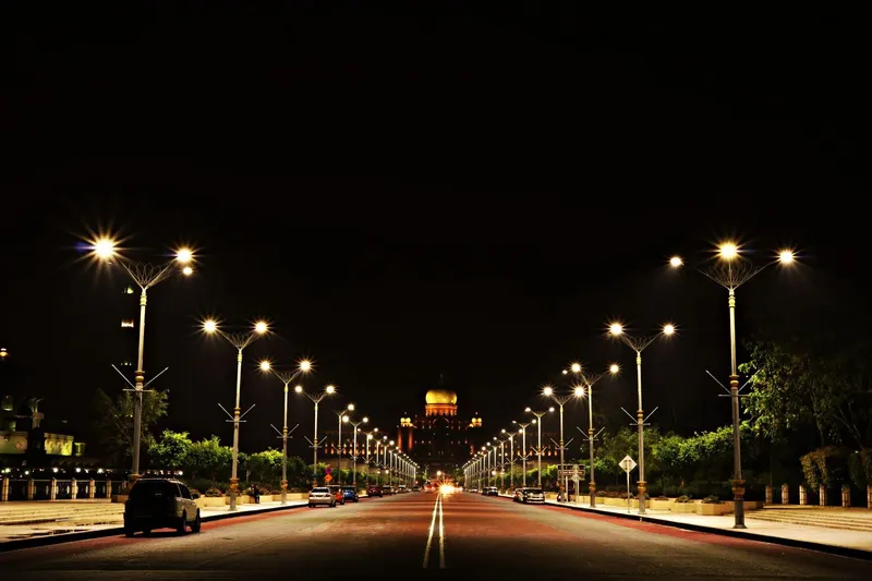 Urban Glow: The Evolution Of Public Lighting