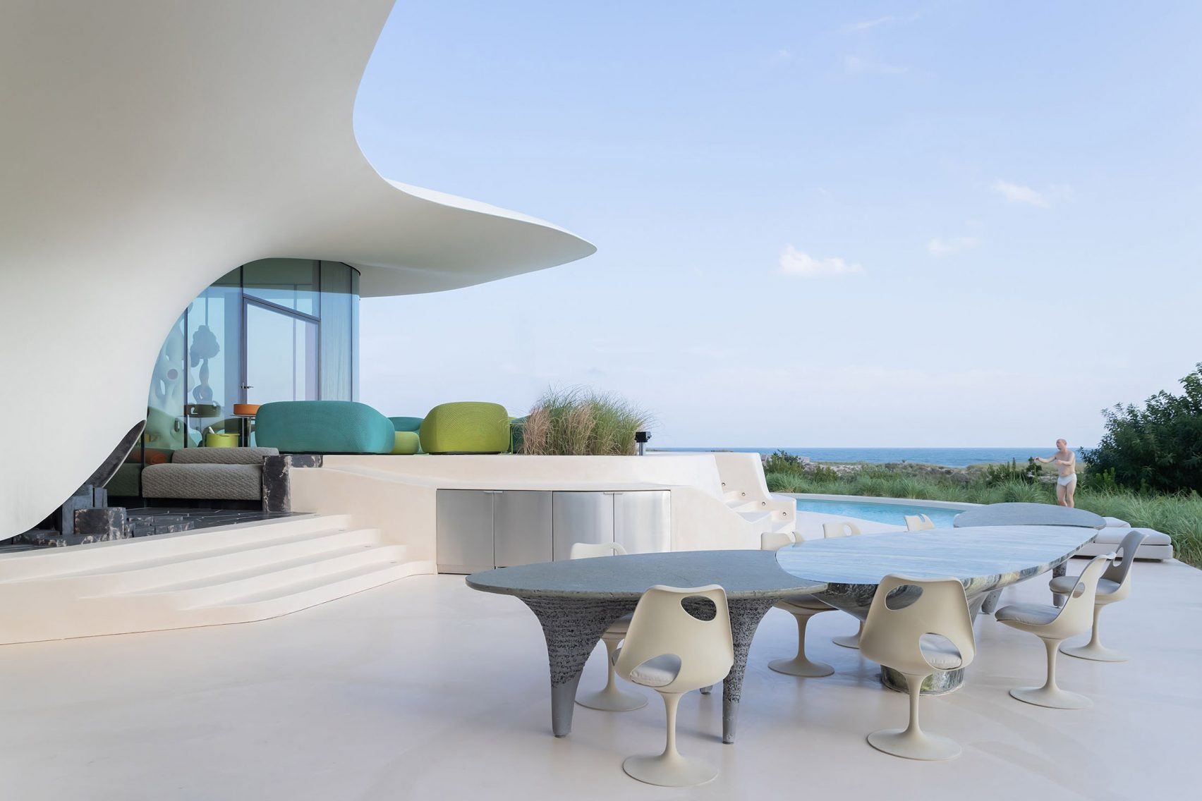A Blue Dream of Innovation: Diller Scofidio + Renfro Reimagines the Hamptons Home