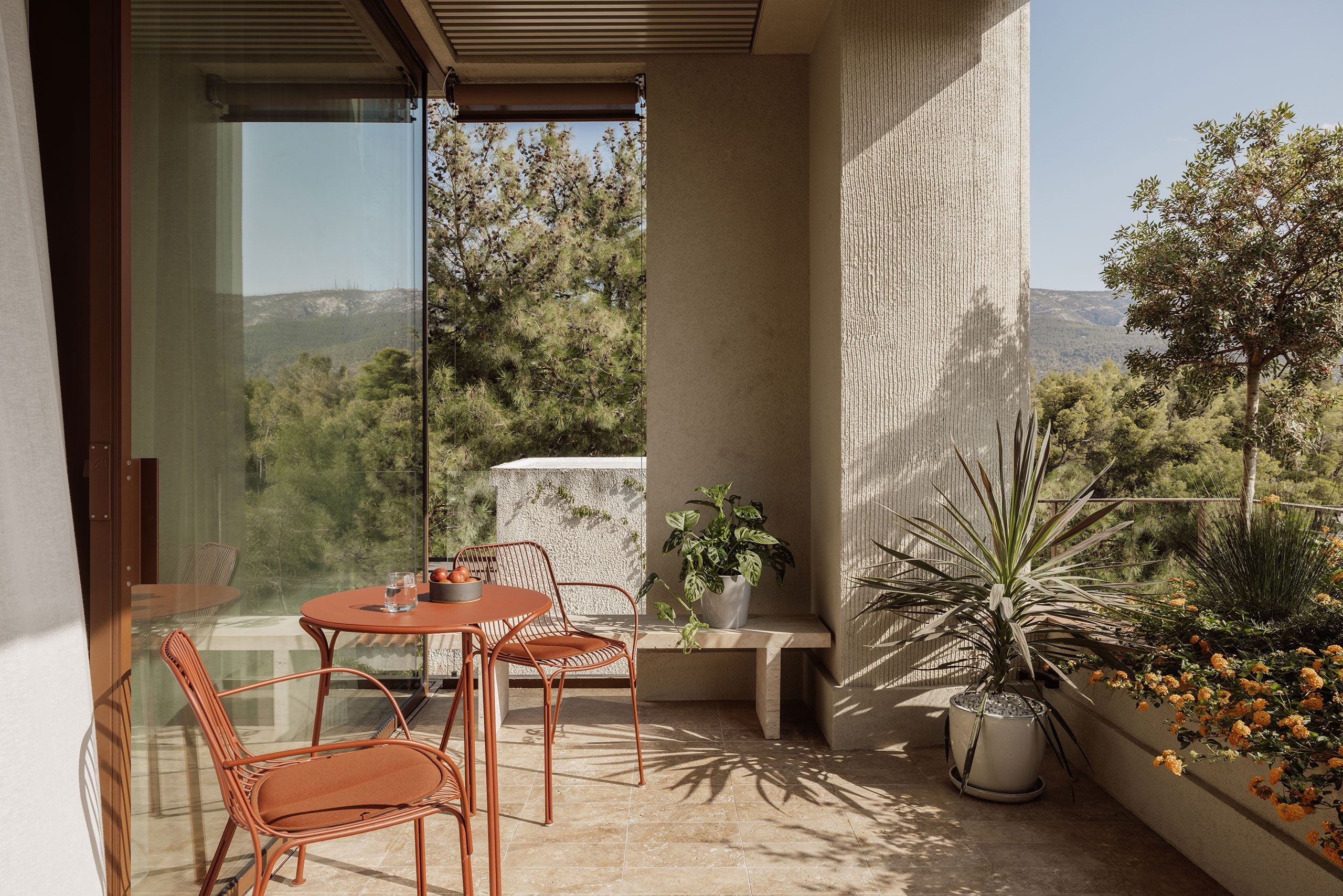 Lumen Residence: Block722’s Organic Luxury Penthouse Above Athens