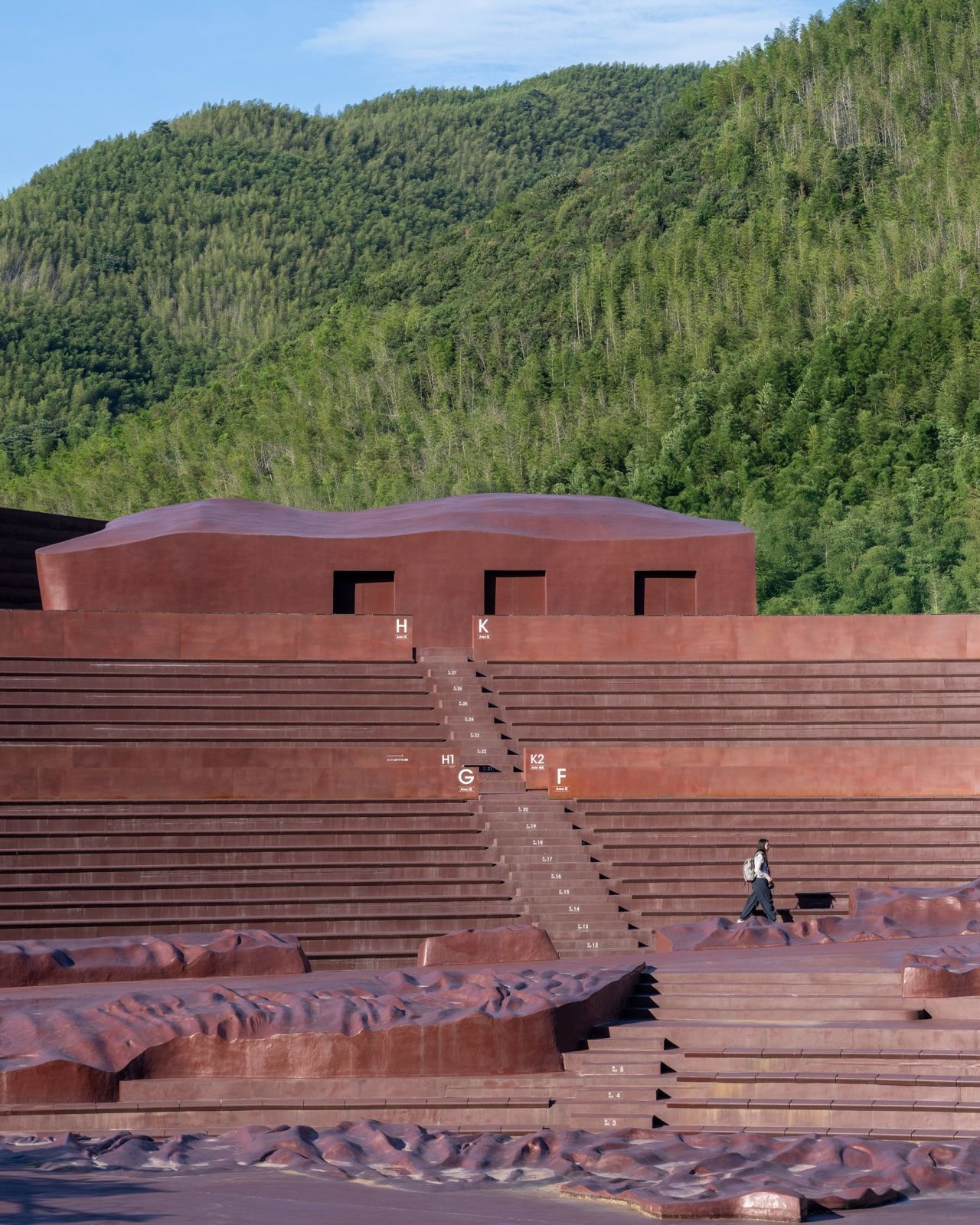Where Birds And Humans Take the Stage: A New Kind Of Open-air Theater In China
