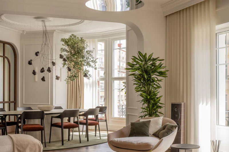 RA Apartment: A Contemporary Homage to Bilbao’s Architectural Memory