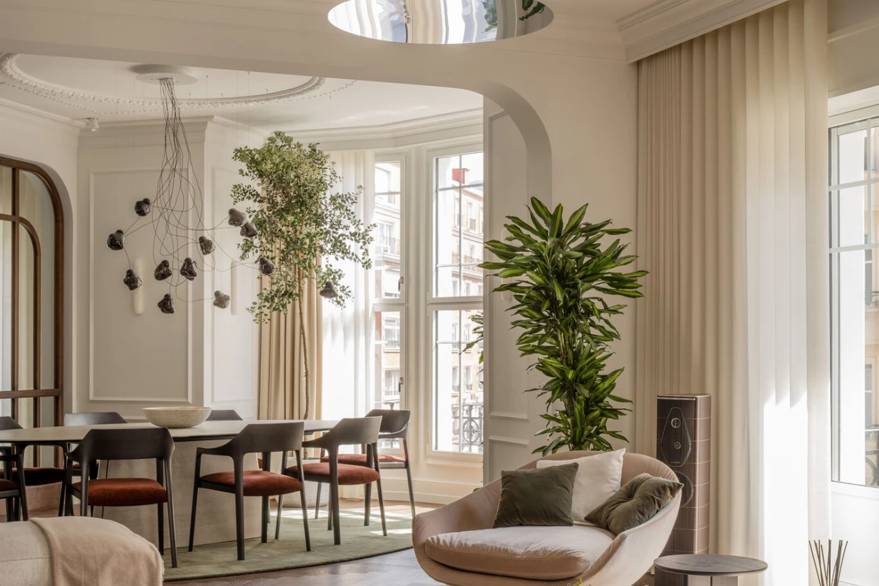RA Apartment: A Contemporary Homage to Bilbao’s Architectural Memory