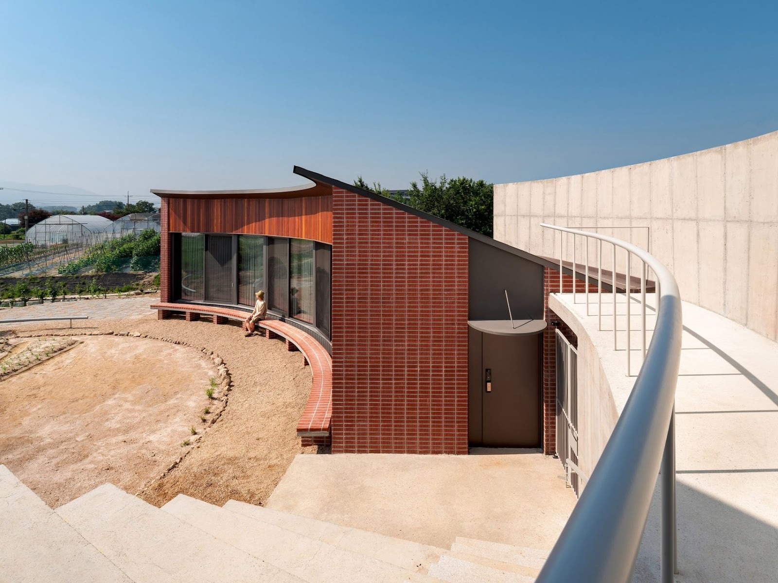Pojeon House by Sukchulmok and BRBB Architects Reinterprets Korean Domesticity Through Space, Distance and Stillness