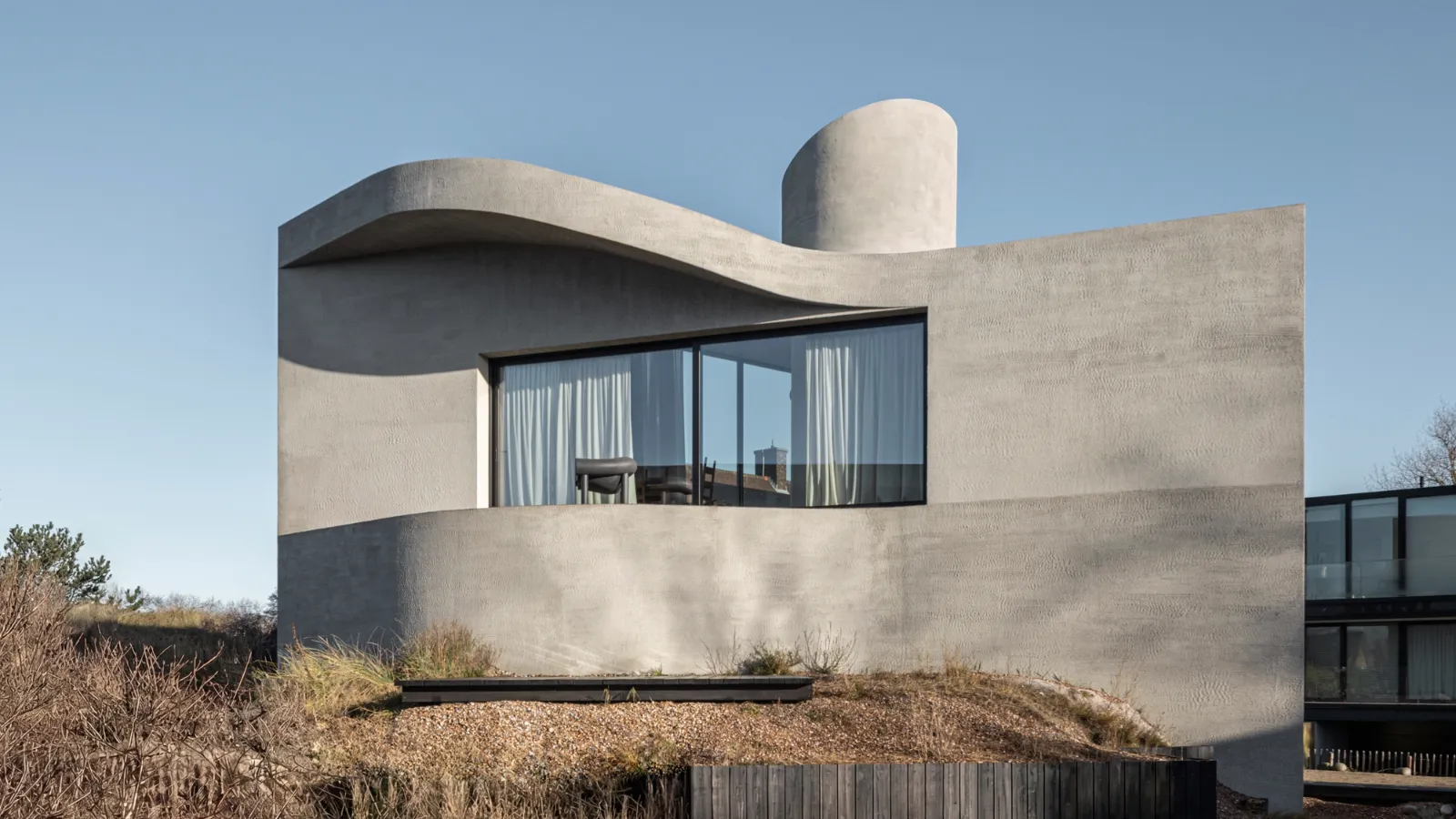 Shaped By Tide And Time: Inside Belgium’s Sculptural Concrete Seaside Villa