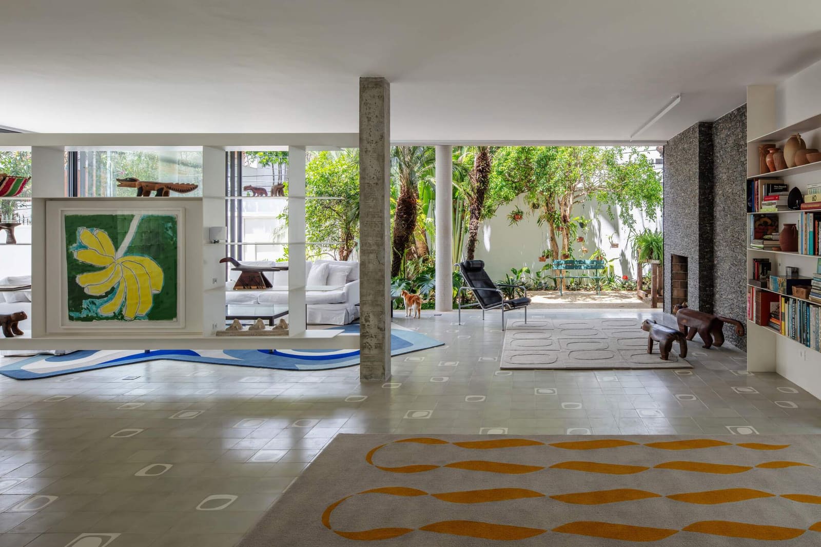 When a Grid Becomes a Climate Device: Rereading Artigas's Muxarabi House