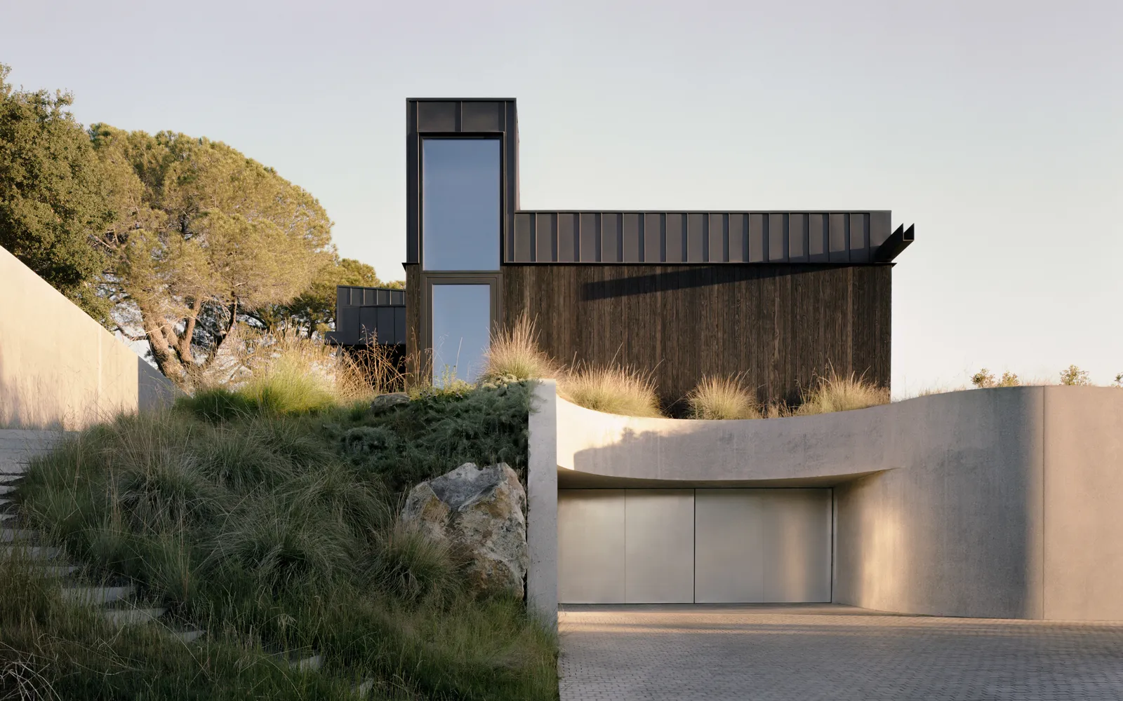 Top Picks - 8 Residences That Dissolve Into The Landscape