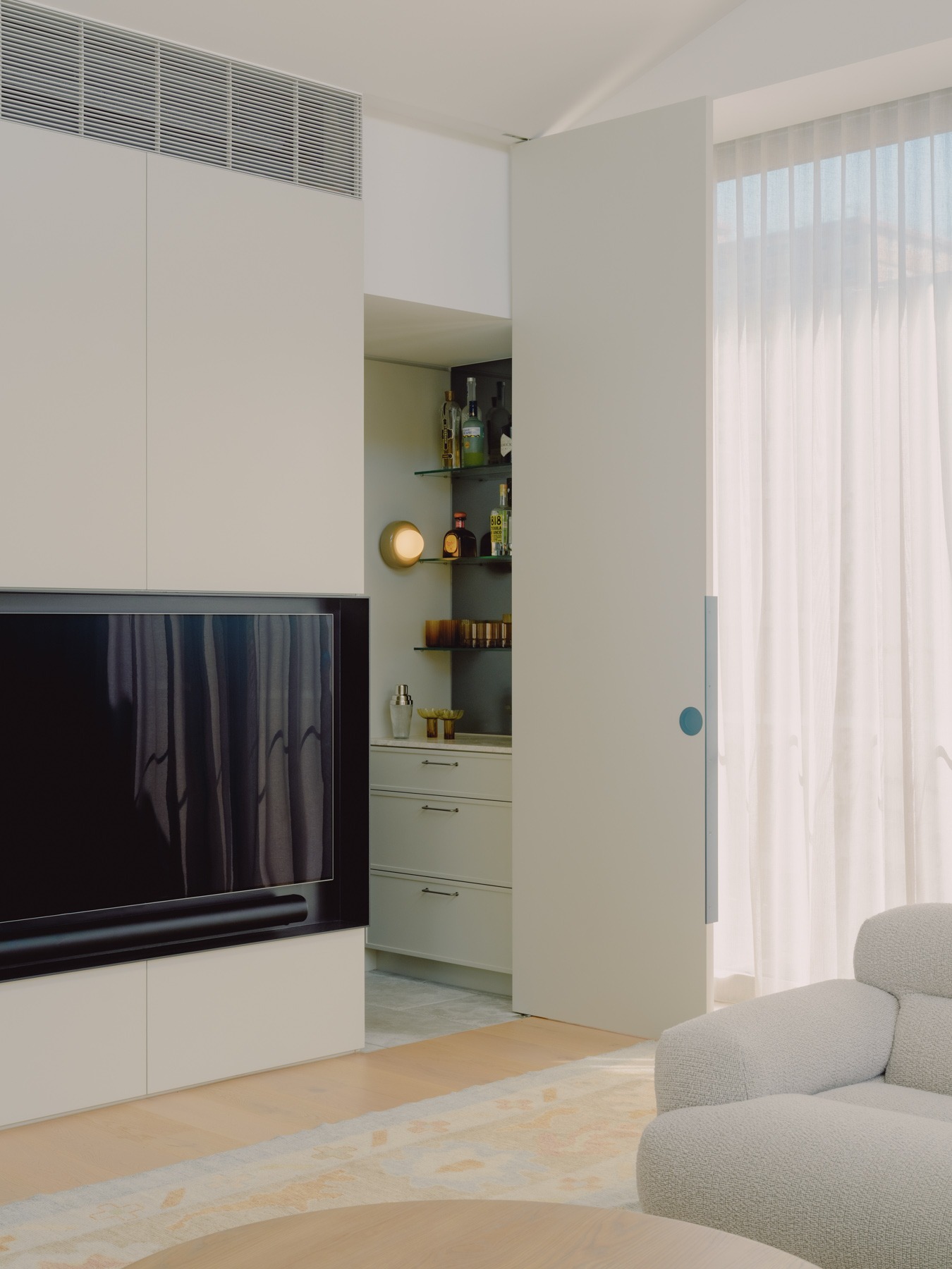 The Art of the Stitch: How Lande Architects Tailored a Modern Soul for 'Ildemere'