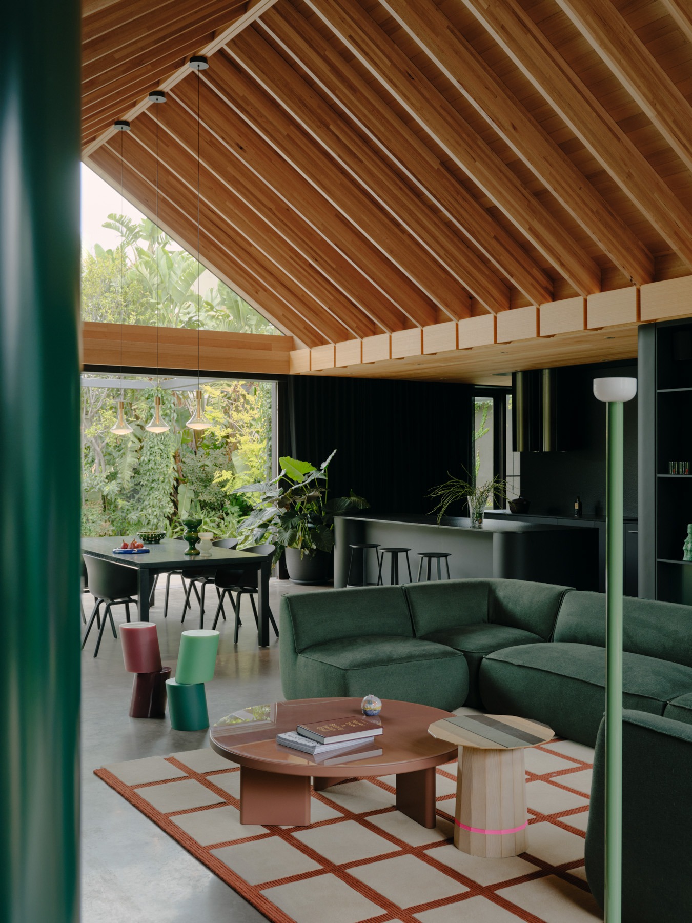 Yarraville Peak: A Sculpted Urban Sanctuary by Weaver+Co Architects
