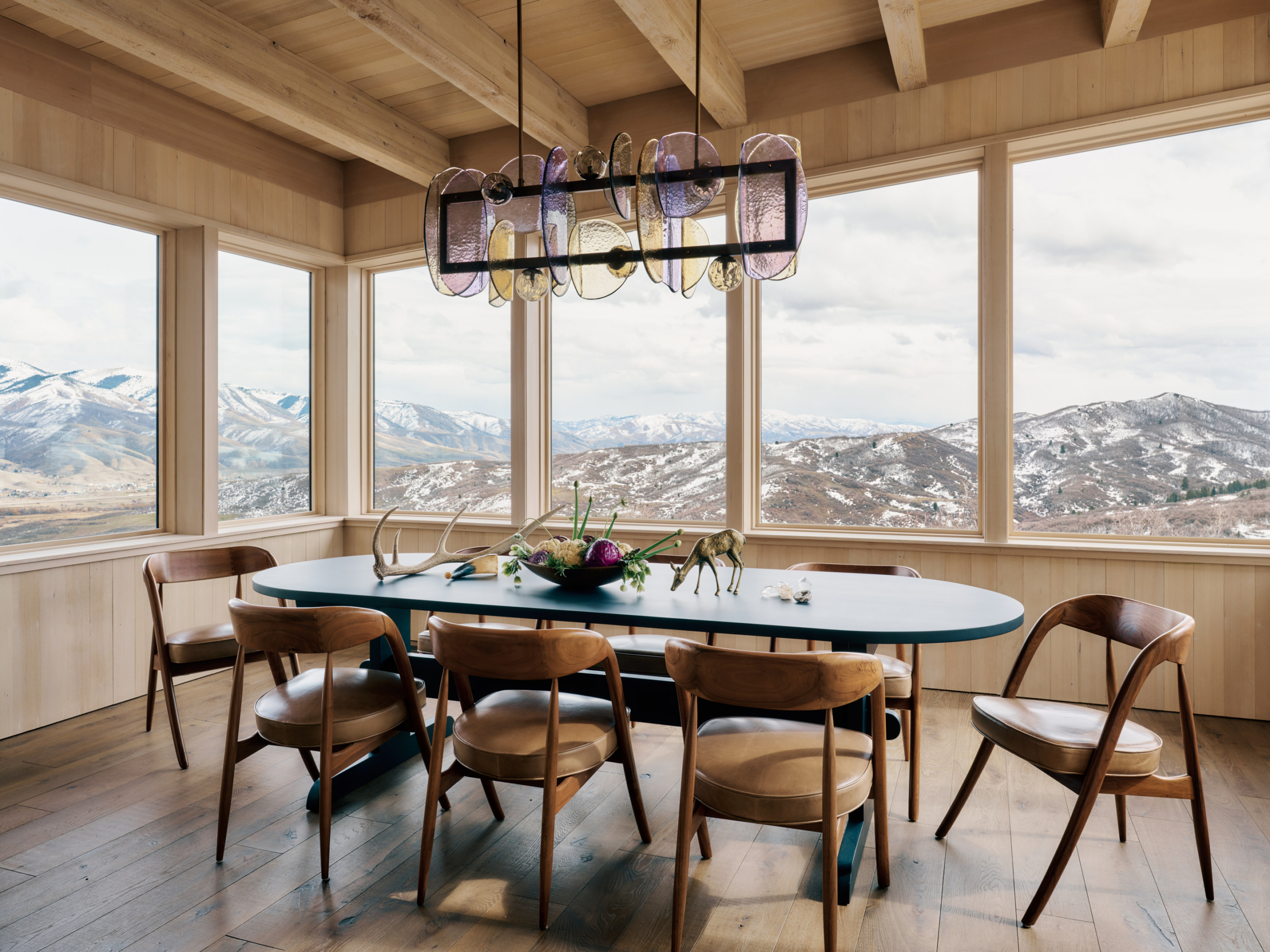 A Camp Reimagined: Where Alpine Heritage Meets Contemporary Ease